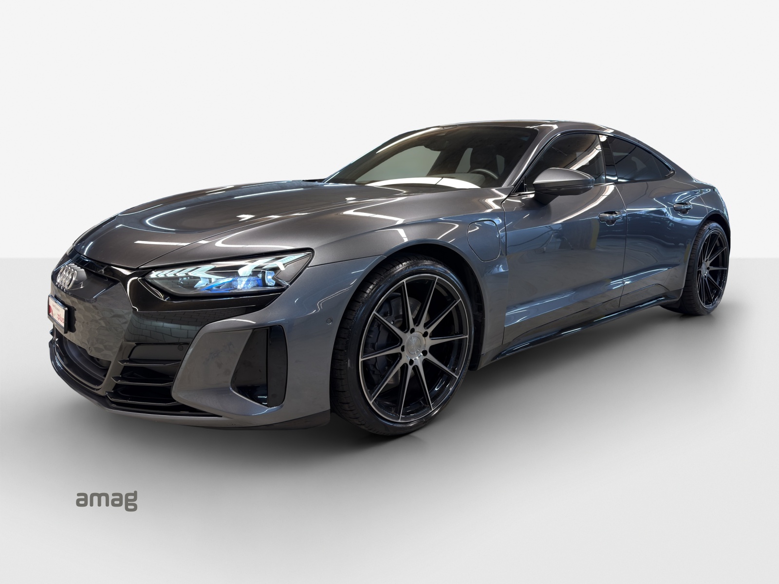 AUDI e-tron GT quattro