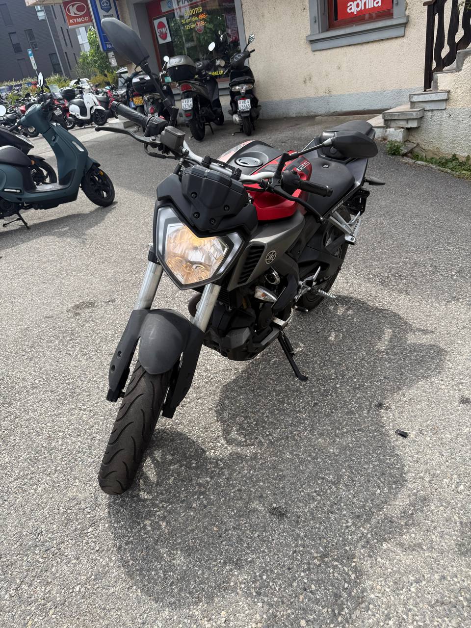YAMAHA MT-125 ABS