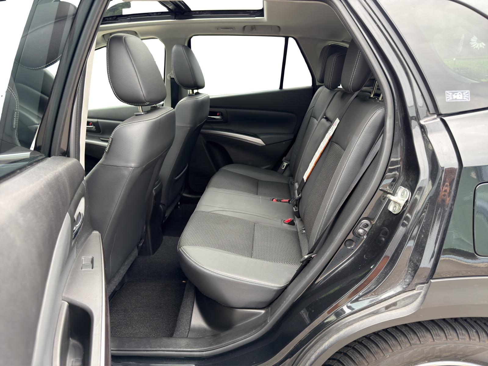 SUZUKI SX4 S-Cross 1.4 T Compact Top Hybrid 4x4-image-9