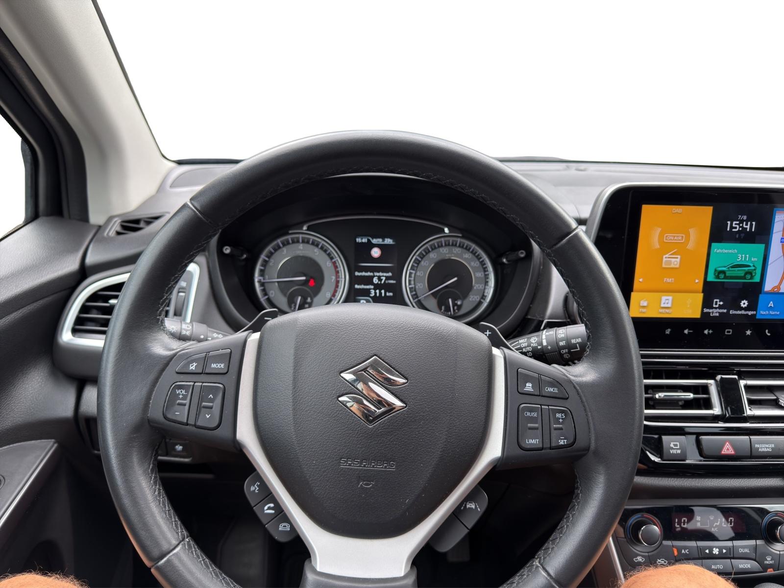 SUZUKI SX4 S-Cross 1.4 T Compact Top Hybrid 4x4-image-6