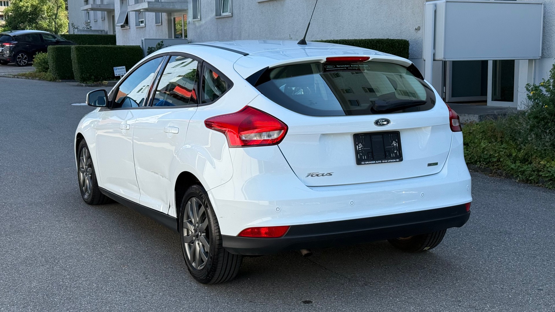 FORD Focus 1.0 SCTi Business Automatic-image-7