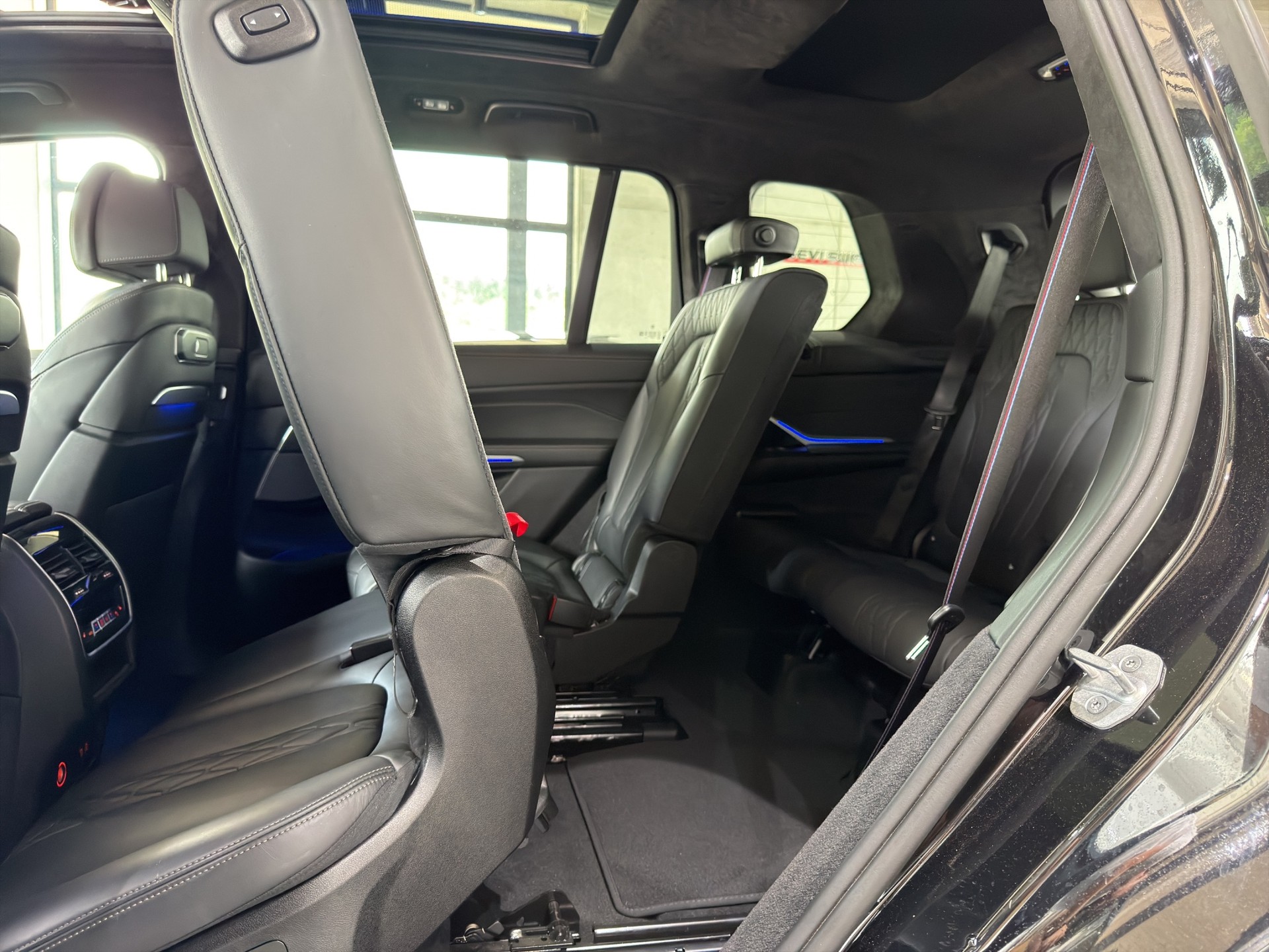 BMW X7 xDrive 48V 40i M Sport Pro Steptronic-image-16