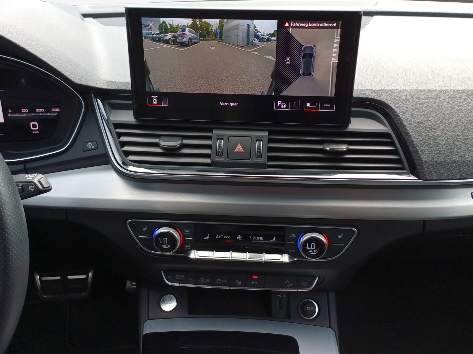 AUDI Q5 Sportback 40 TDI S line quattro S-tronic-image-10