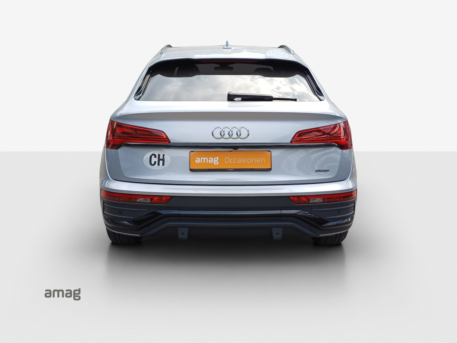 AUDI Q5 Sportback 40 TDI S line quattro S-tronic-image-3