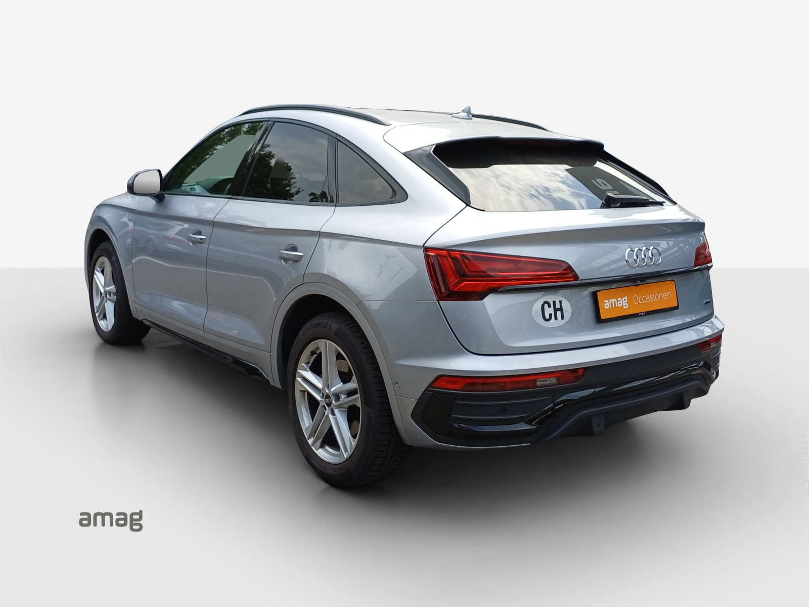 AUDI Q5 Sportback 40 TDI S line quattro S-tronic-image-2