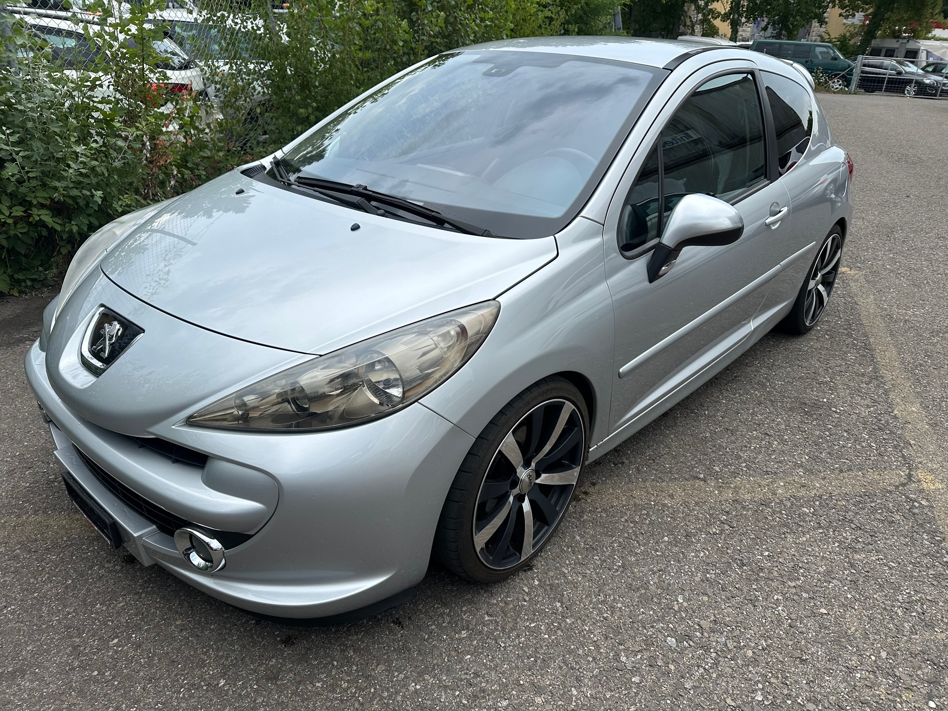PEUGEOT 207 1.6 16V Turbo GTi-image-0