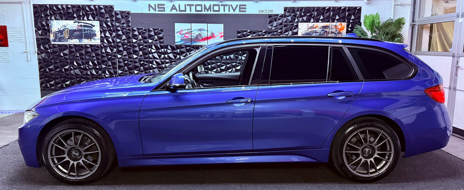 BMW 320d xDrive Touring M-Sportpaket Steptronic-image-8