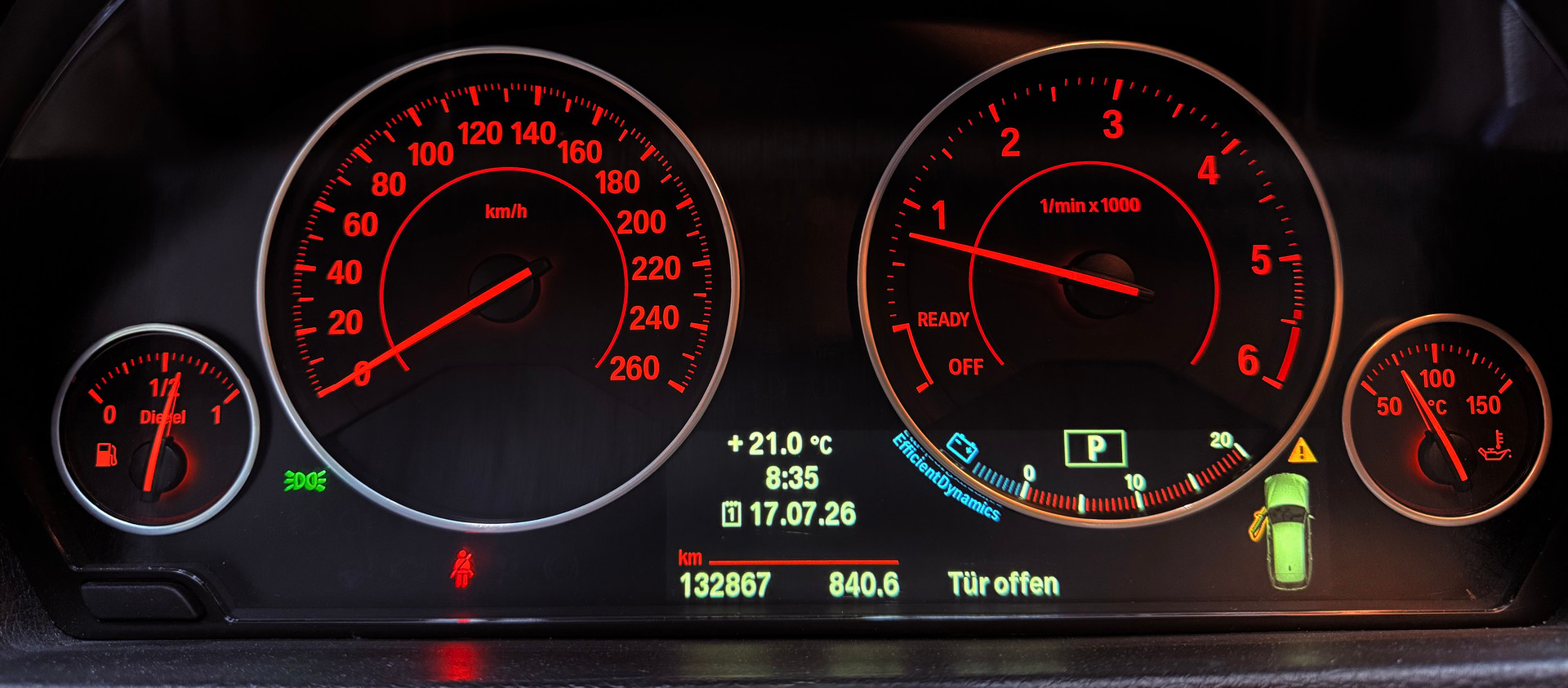 BMW 320d xDrive Touring M-Sportpaket Steptronic-image-15