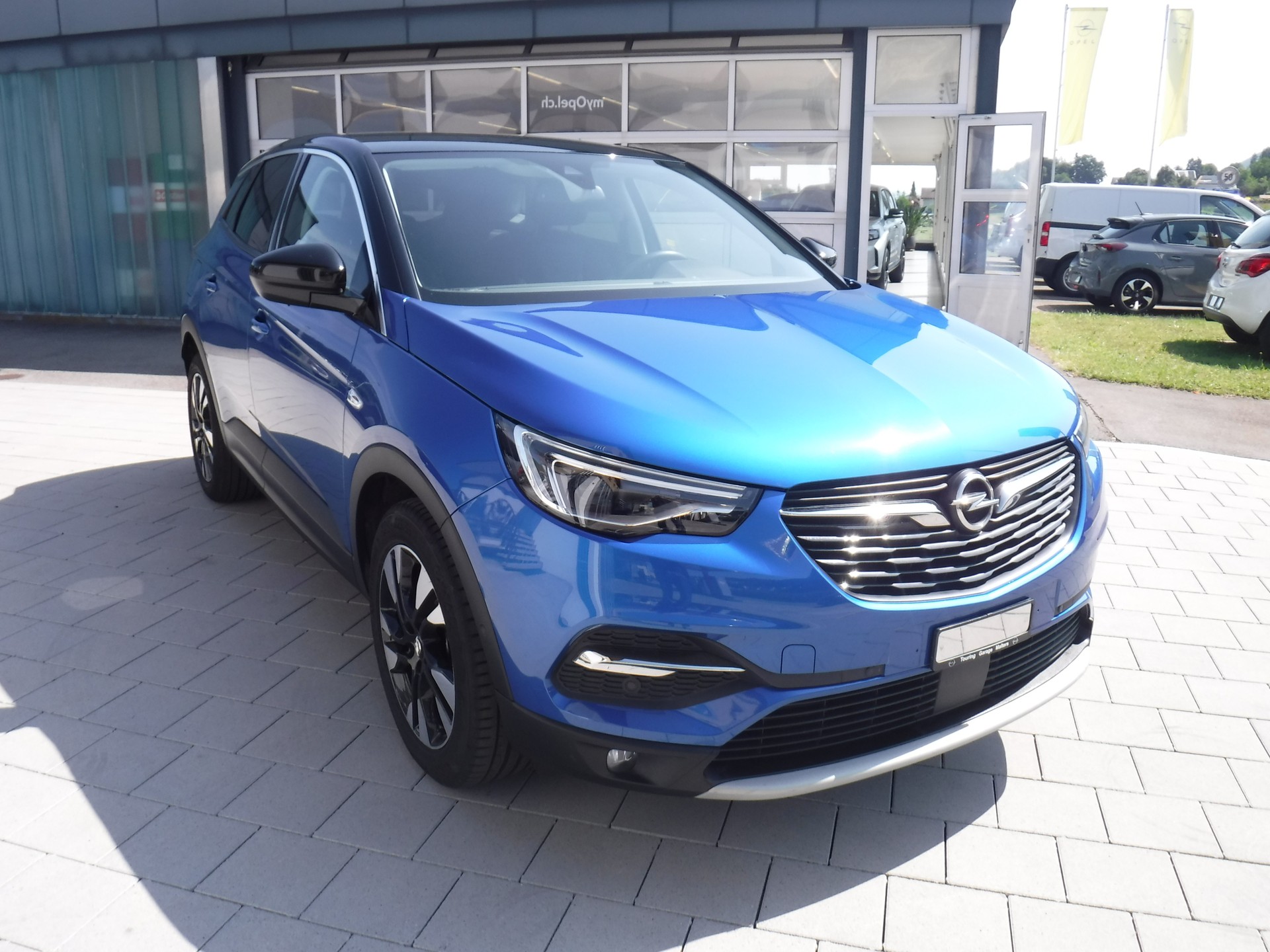 OPEL Grandland X 1.2i TP Ultimate Automatik-image-0