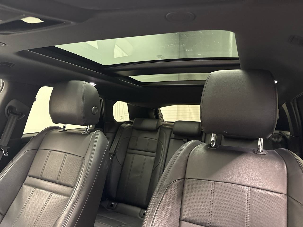 LAND ROVER Range Rover Evoque R-Dynamic P 200 SE AT9-image-6
