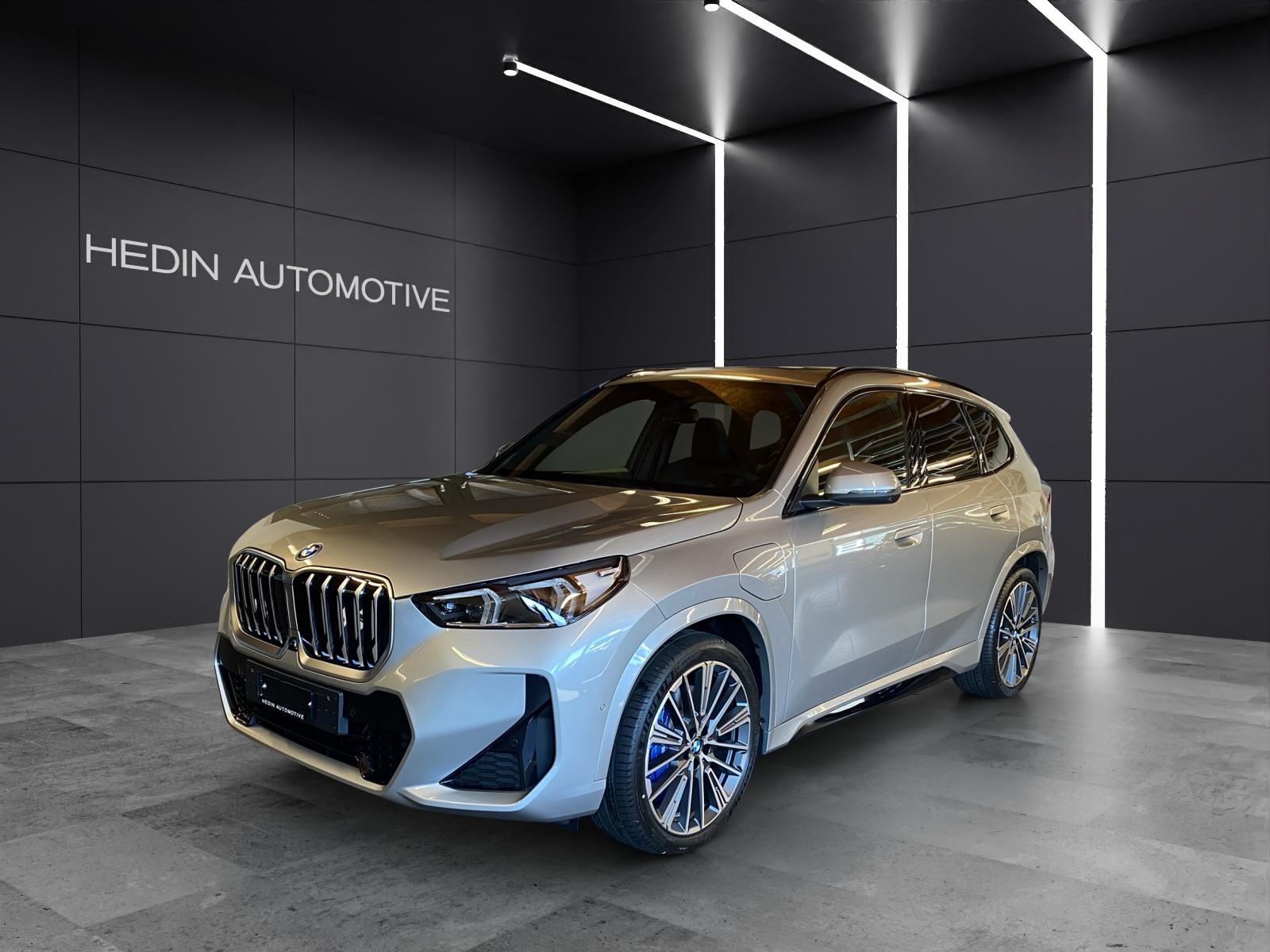 BMW X1 30e xDrive paddles