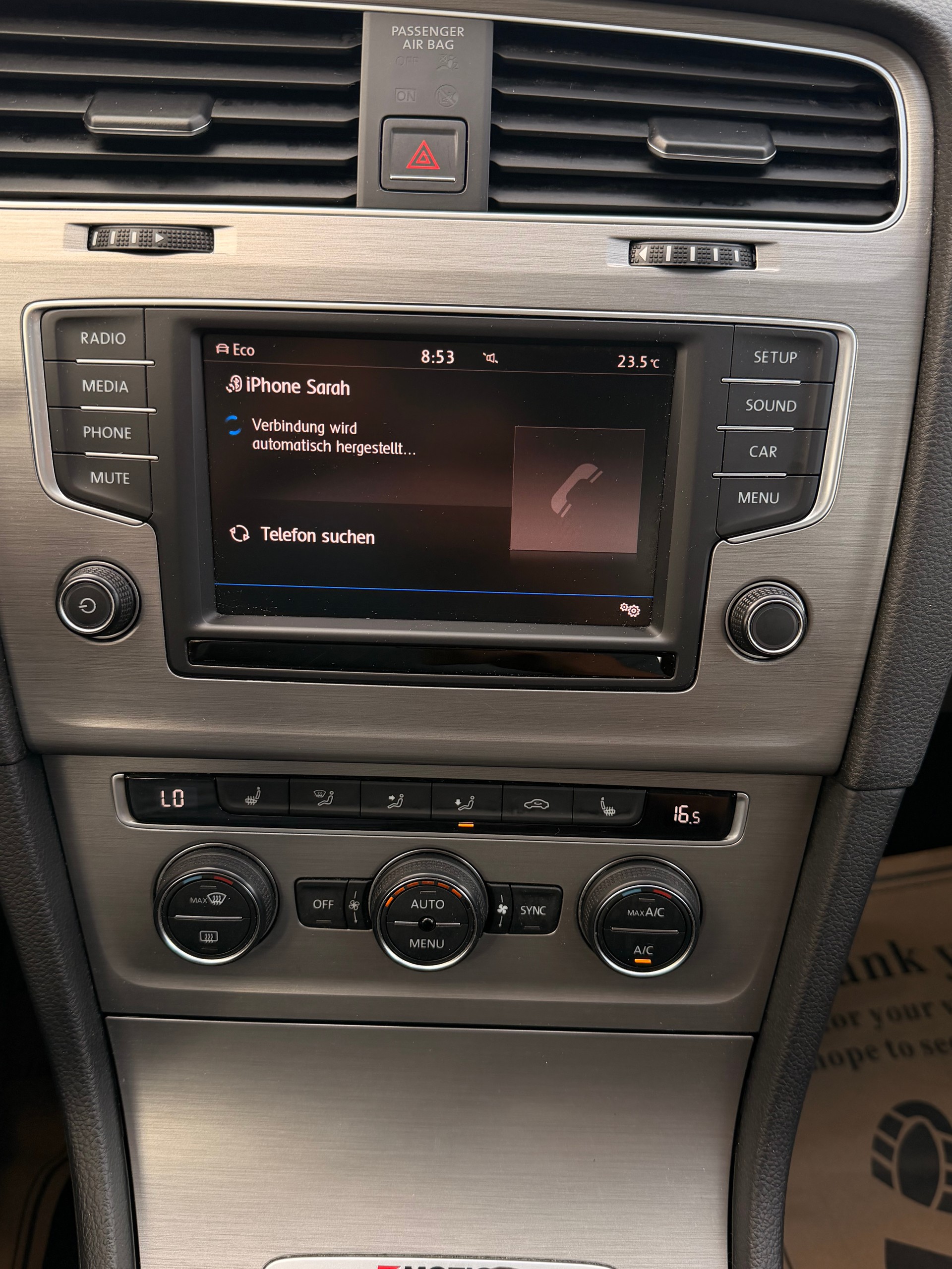 VW Golf Variant 1.6 TDI Allstar 4Motion-image-16