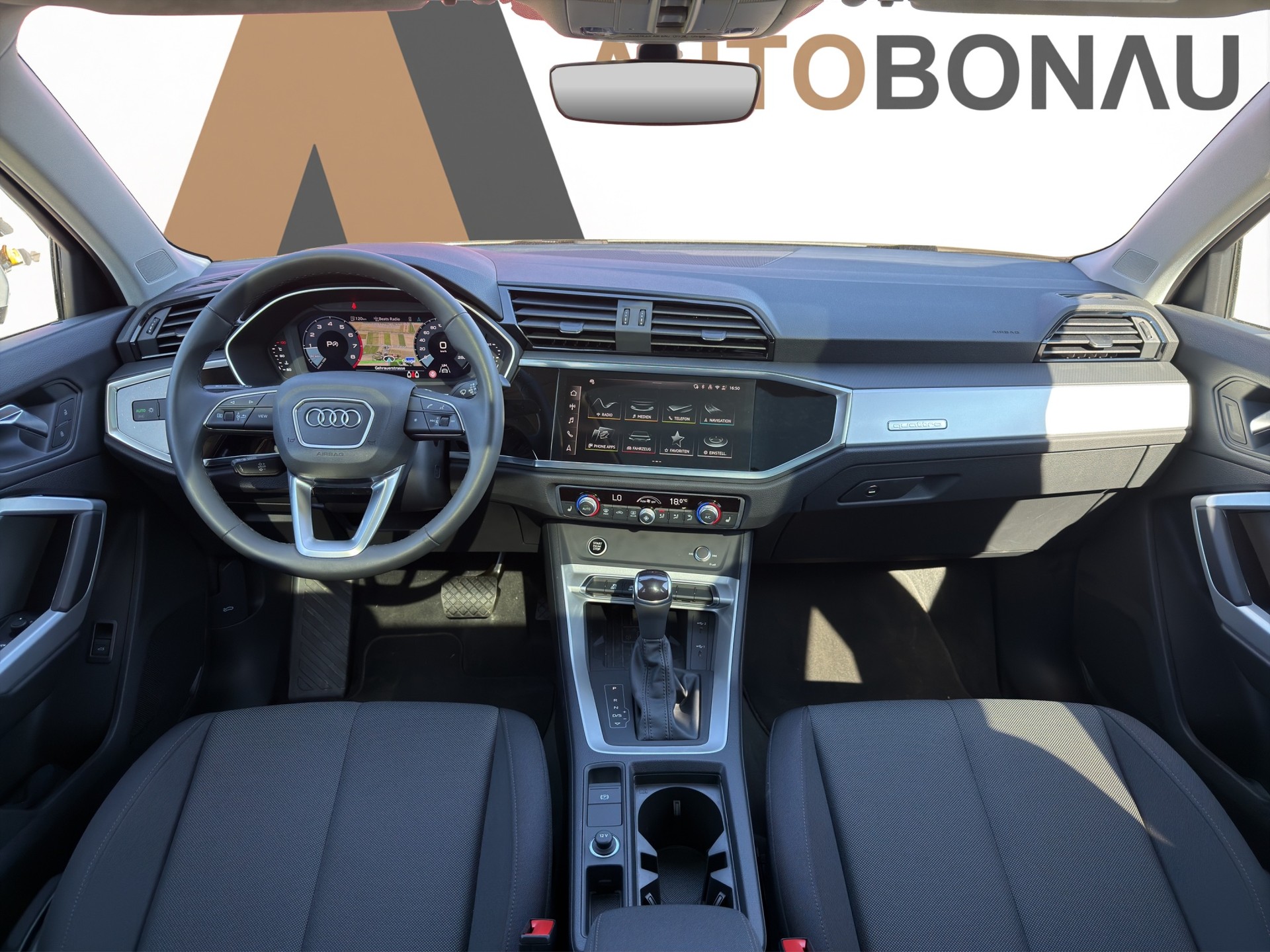AUDI Q3 2.0 40 TFSI S line quattro S-Tronic Sky black-image-10