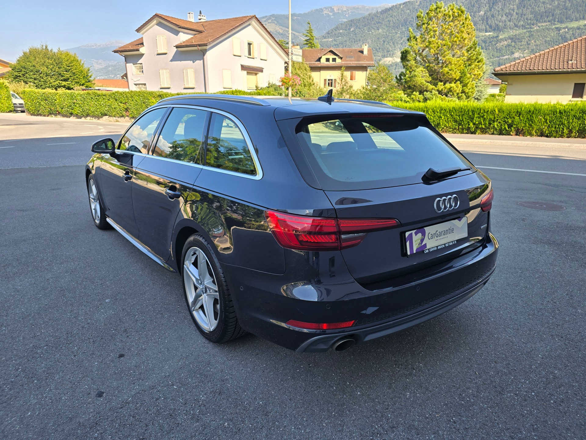 AUDI A4 Avant 2.0 TFSI Sport quattro S-tronic-image-3