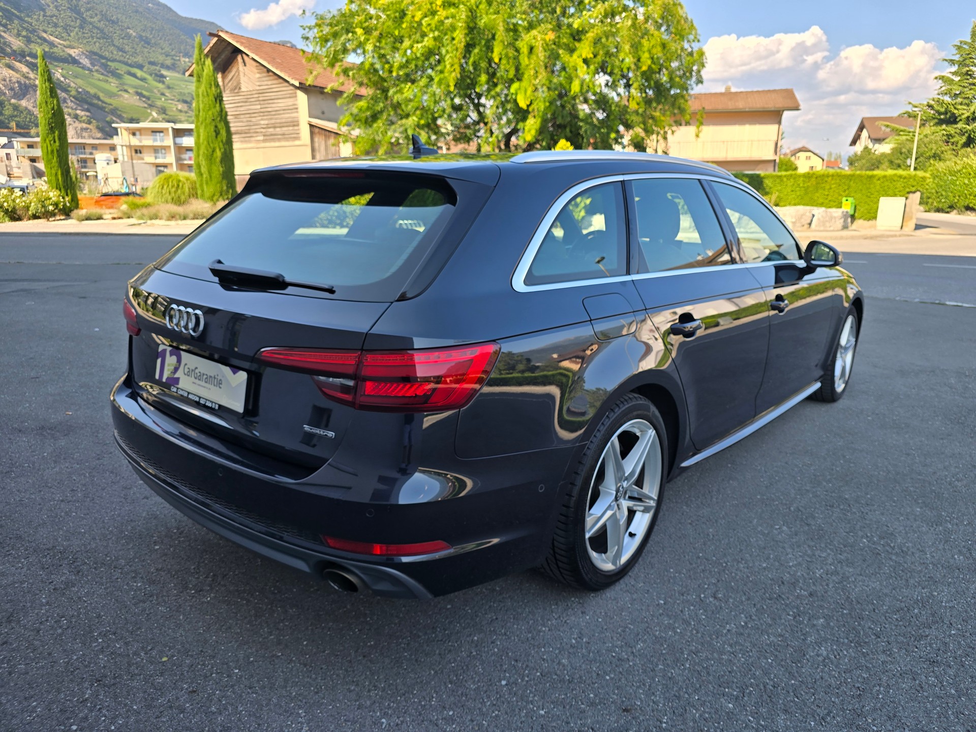 AUDI A4 Avant 2.0 TFSI Sport quattro S-tronic-image-5