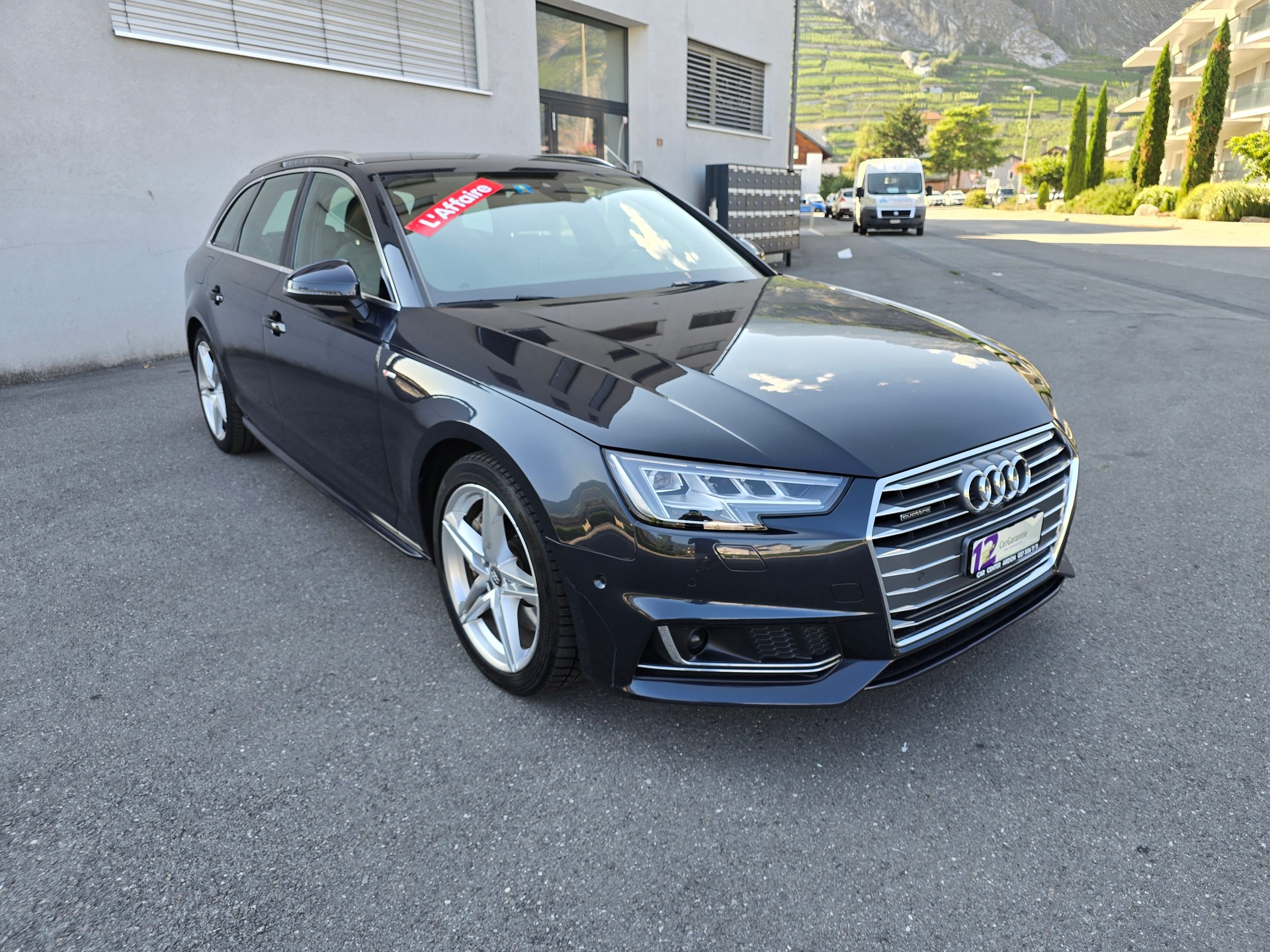 AUDI A4 Avant 2.0 TFSI Sport quattro S-tronic-image-8