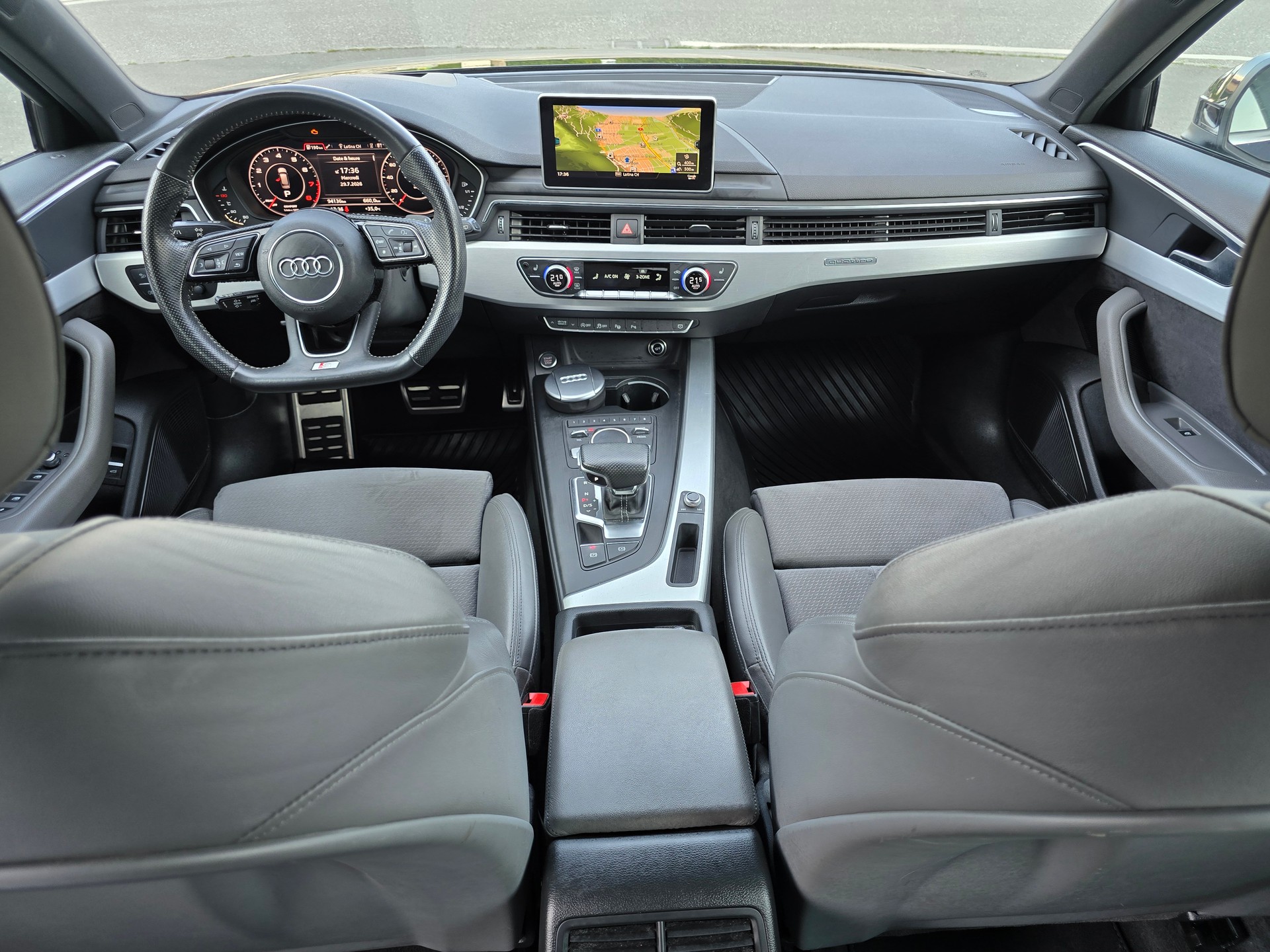 AUDI A4 Avant 2.0 TFSI Sport quattro S-tronic-image-14