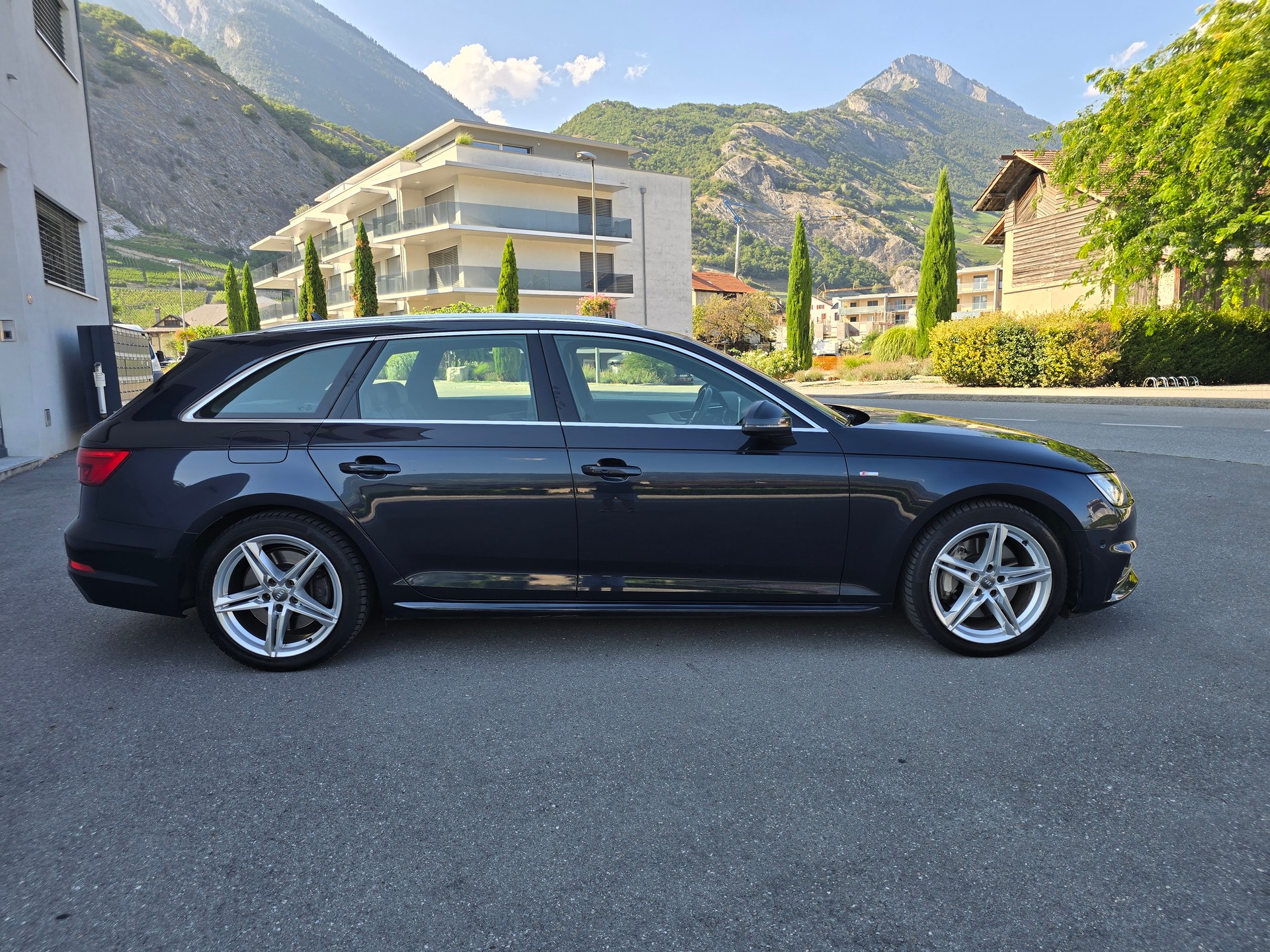 AUDI A4 Avant 2.0 TFSI Sport quattro S-tronic-image-7