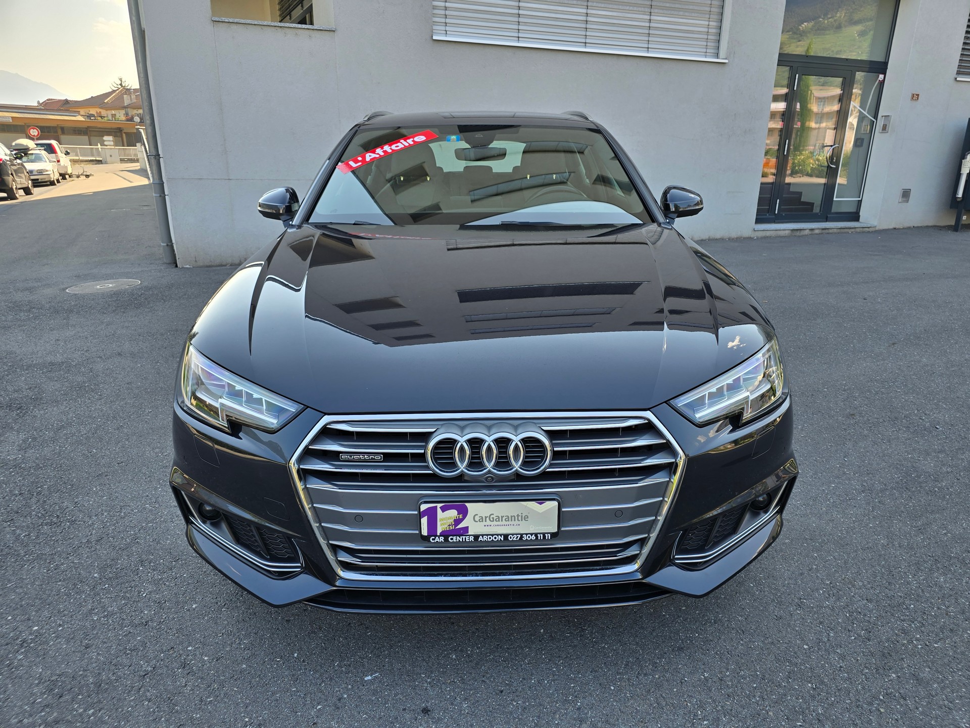 AUDI A4 Avant 2.0 TFSI Sport quattro S-tronic-image-9