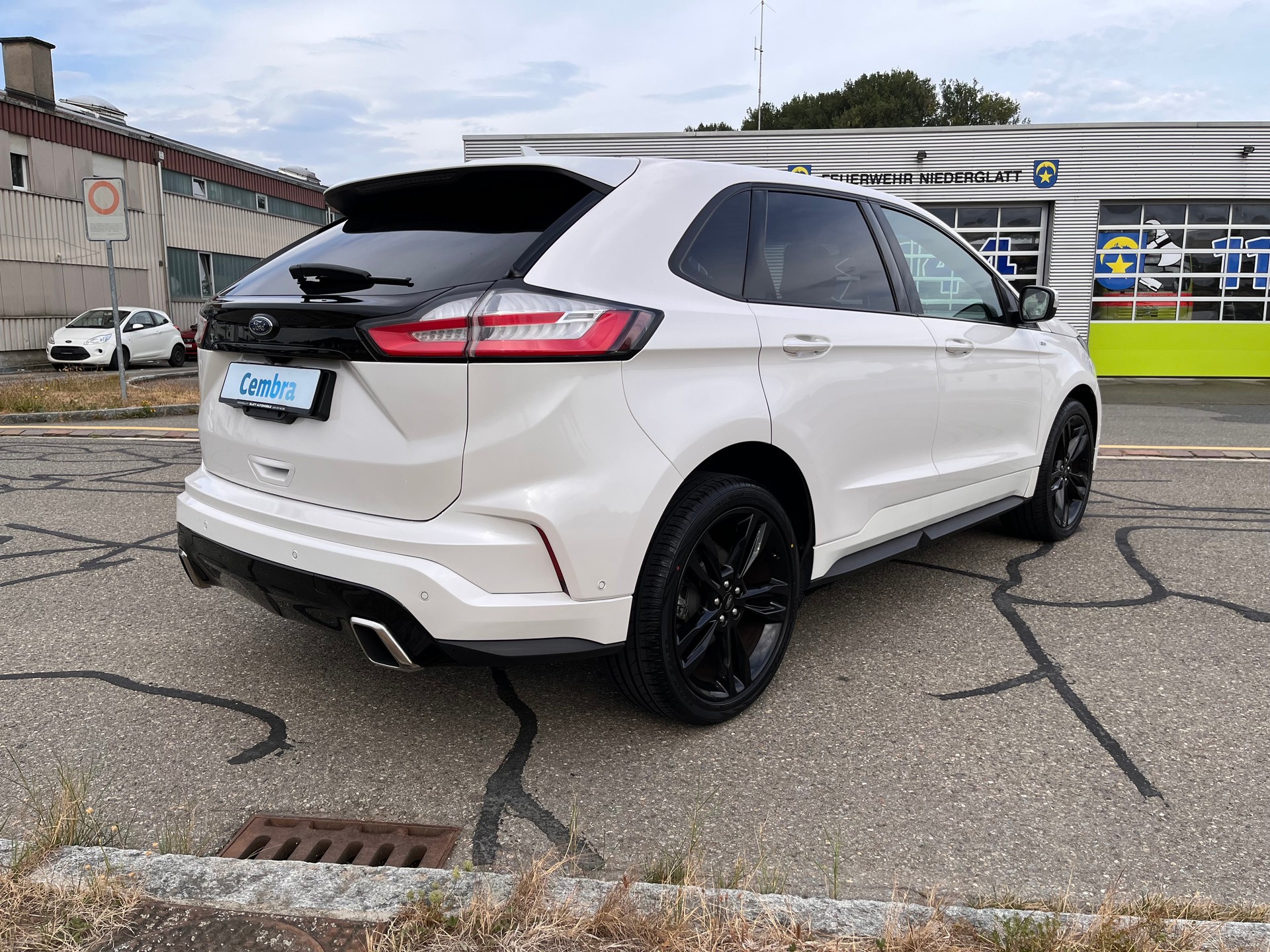 FORD Edge 2.0 EcoBlue ST-Line 4WD Automatic * WEISS METALLIC - STANDHEIZUNG - PANORAMADACH - ST-LINE *-image-5
