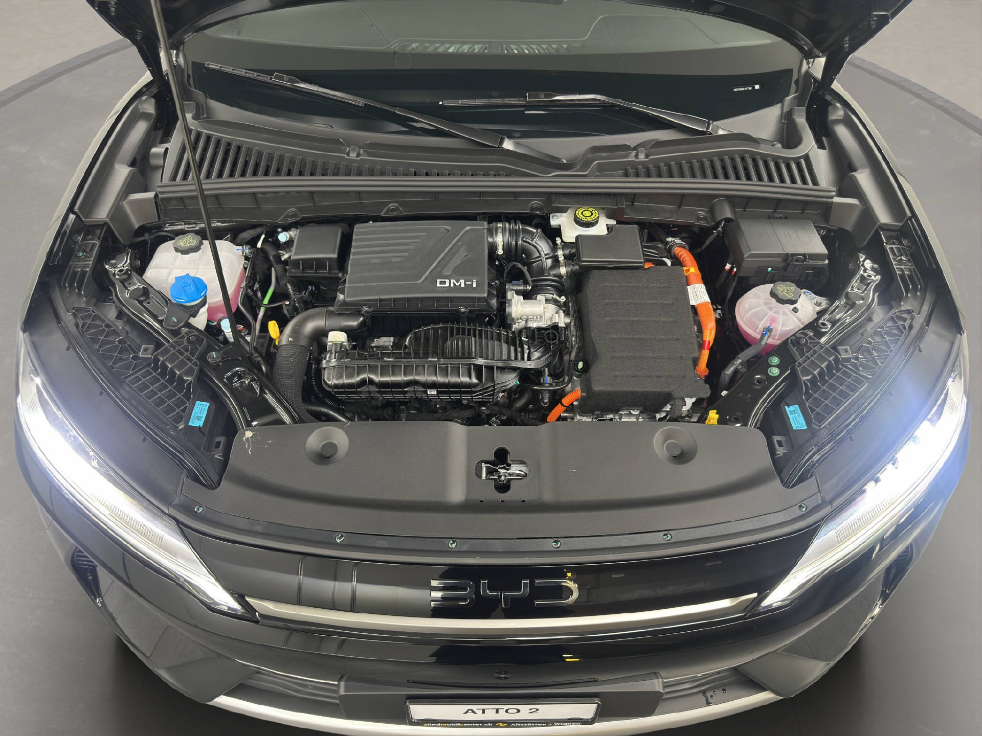 BYD Atto 2 DM-i Boost 212 PS-image-14