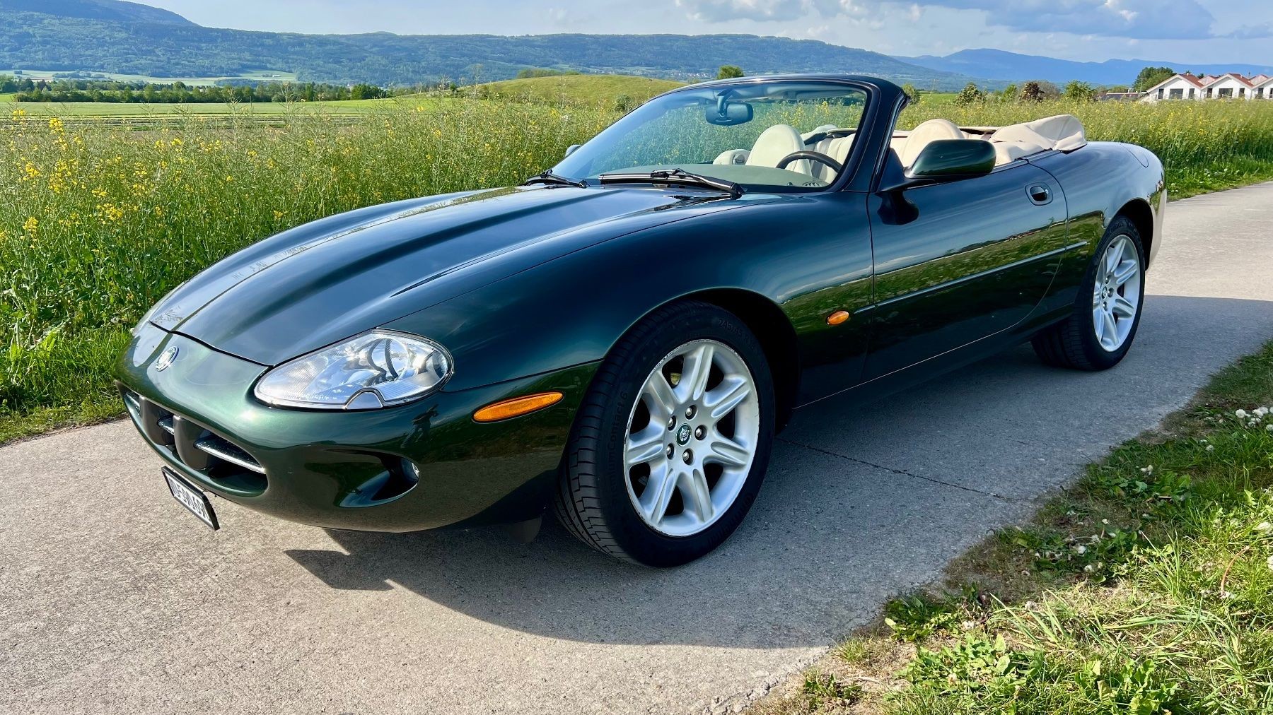 JAGUAR XK8 Convertible