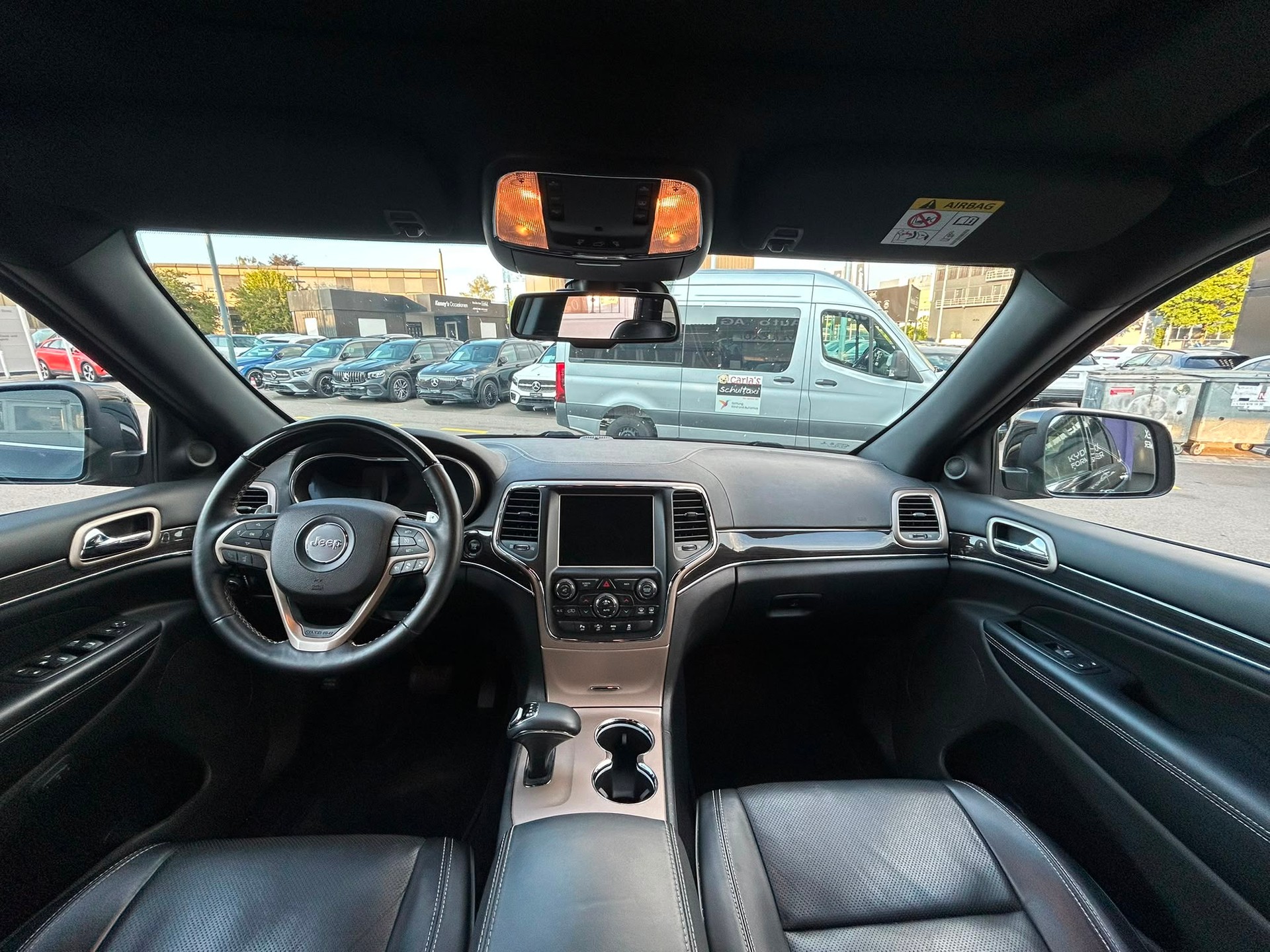 JEEP Grand Cherokee 3.0 CRD Overland Automatic-image-7