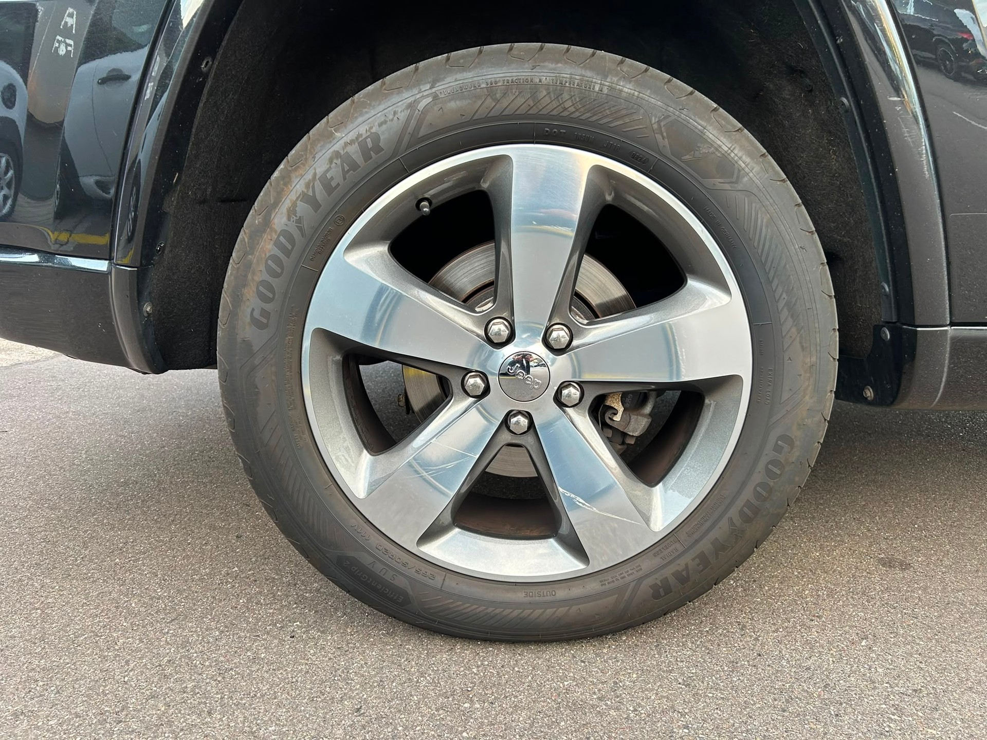 JEEP Grand Cherokee 3.0 CRD Overland Automatic-image-15