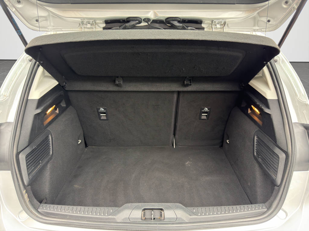 FORD Focus 1.0i EcoB 125 Cool & Connect-image-14