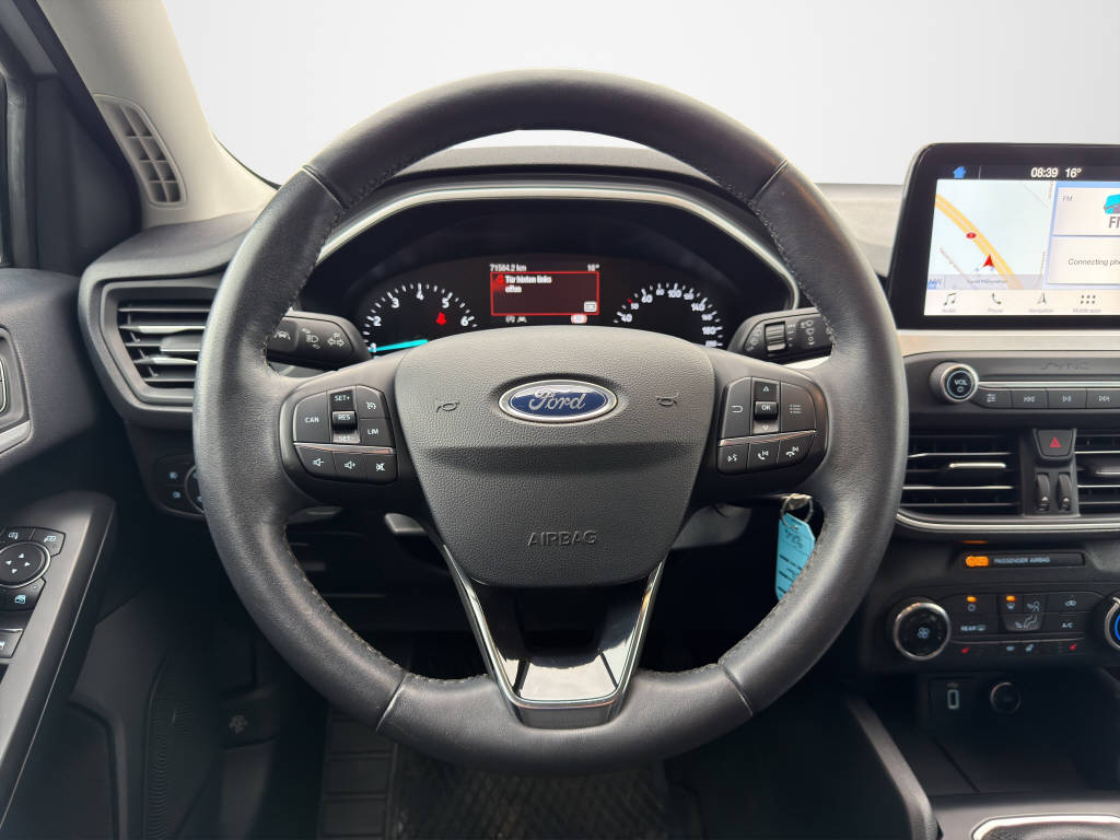 FORD Focus 1.0i EcoB 125 Cool & Connect-image-9