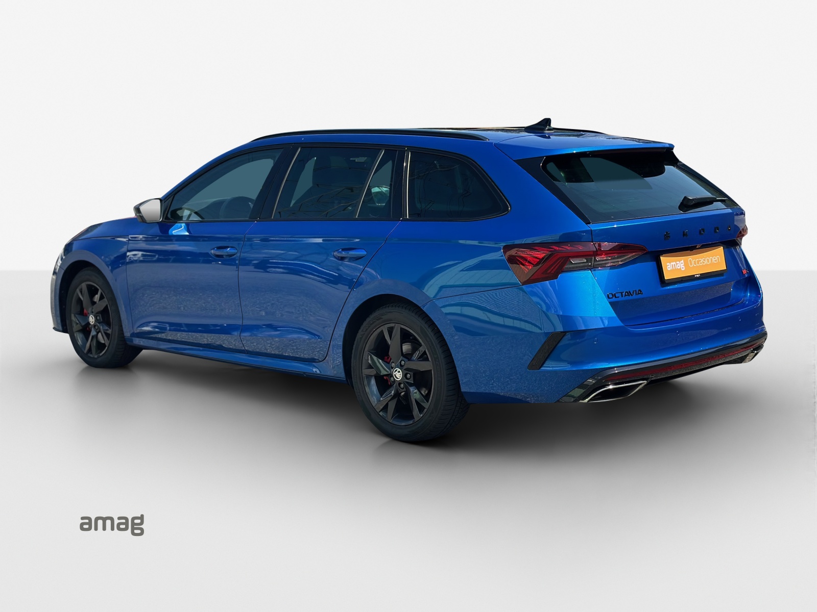 SKODA Octavia Combi 2.0 TDI DSG RS 4x4-image-2