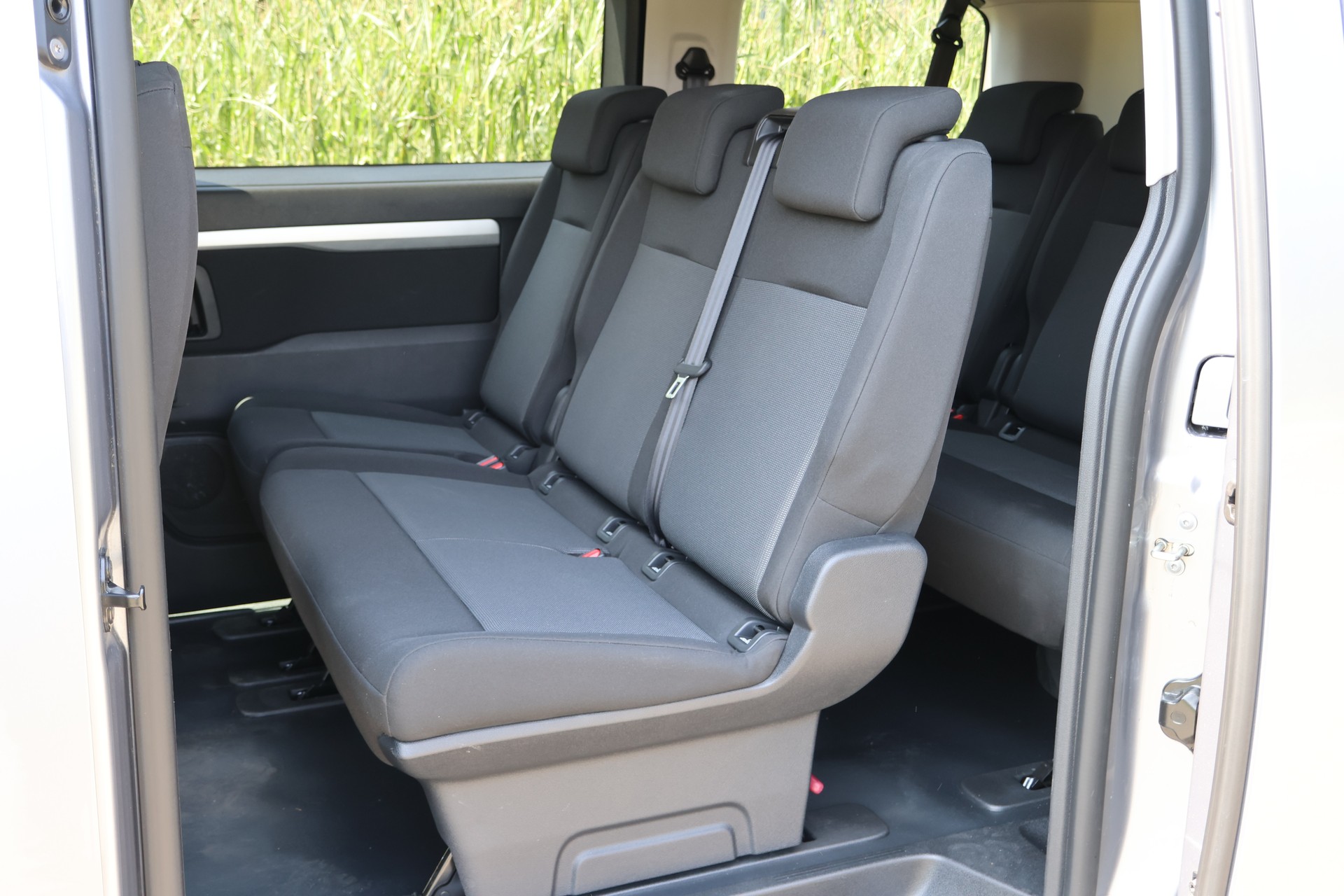 OPEL Zafira-e Life 50kWh Business Edition M-image-11