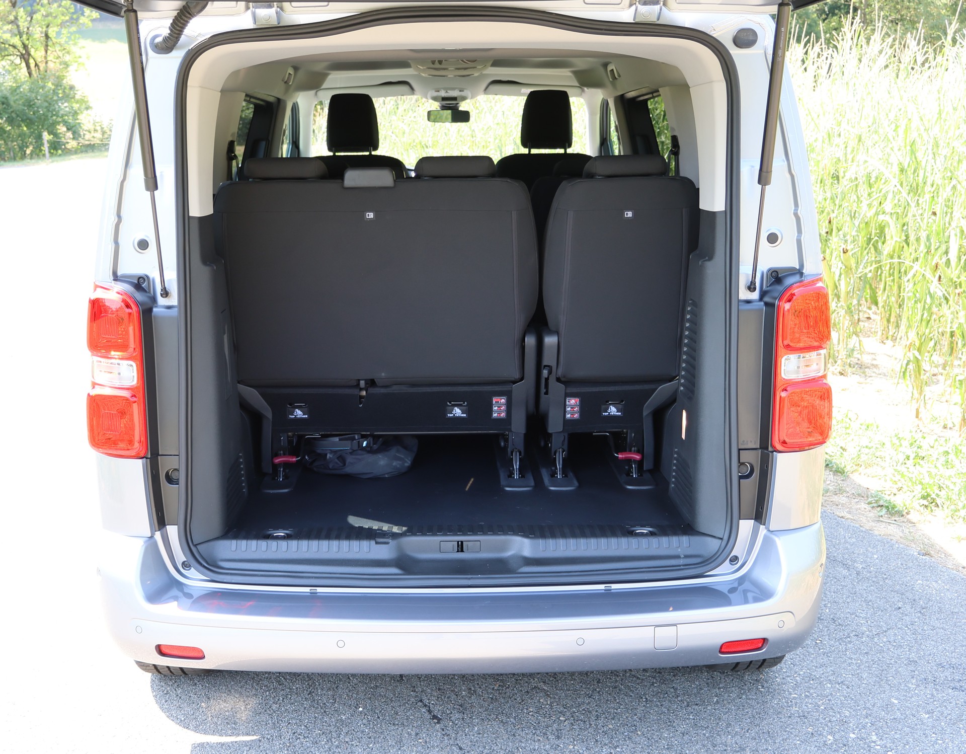 OPEL Zafira-e Life 50kWh Business Edition M-image-13
