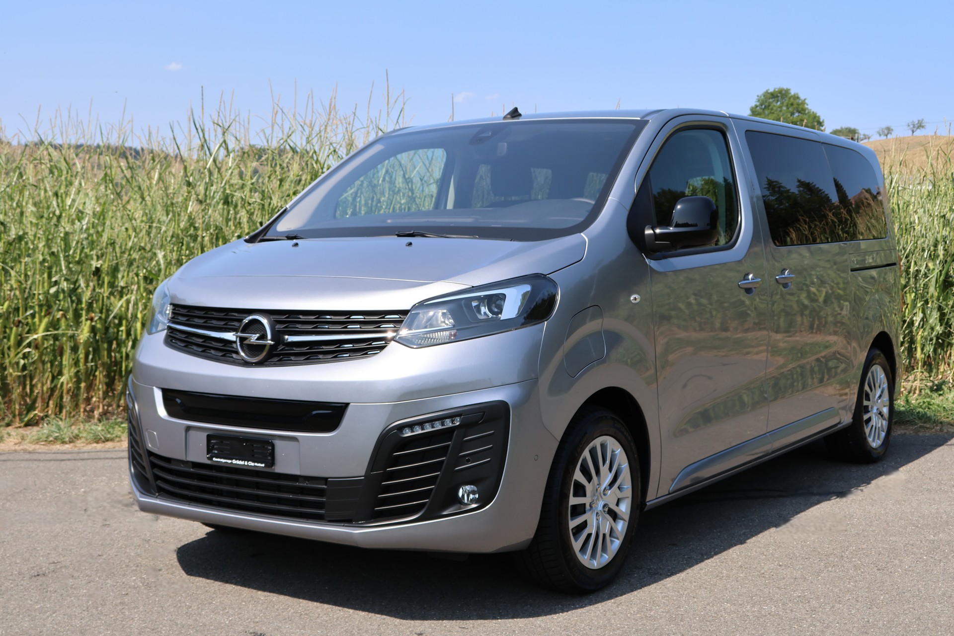 OPEL Zafira-e Life 50kWh Business Edition M-image-0