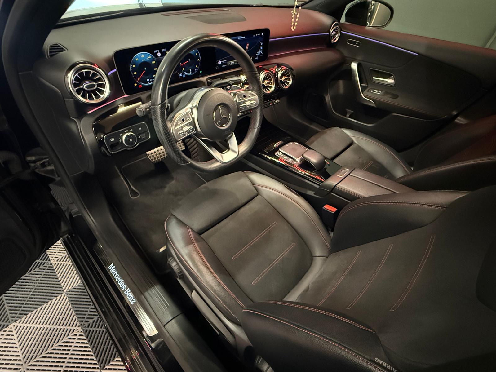 MERCEDES-BENZ A 180 Night Star AMG Line 7G-DCT-image-1