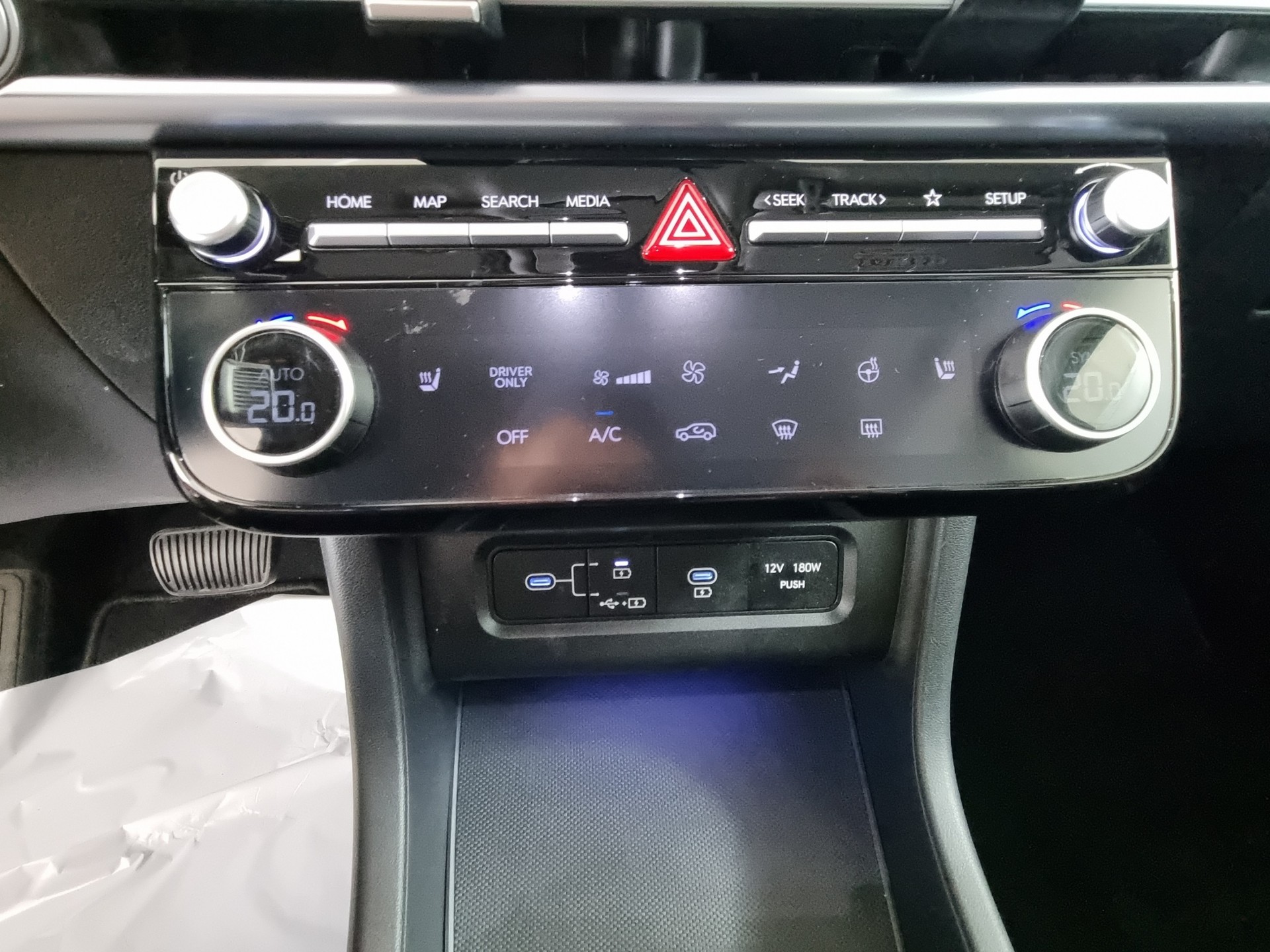 HYUNDAI Tucson 1.6 T-GDi HEV Origo 4WD-image-14