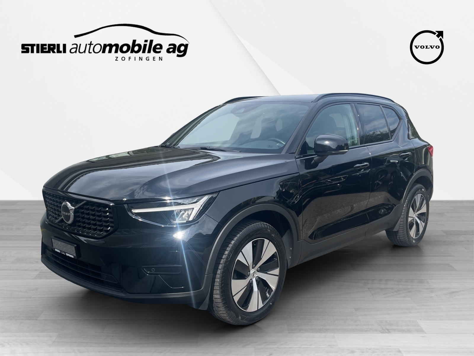VOLVO XC40 1.5 T5 PiH Plus Dark-image-0