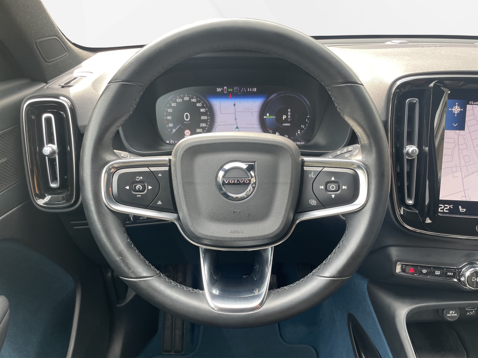 VOLVO XC40 1.5 T5 PiH Plus Dark-image-11