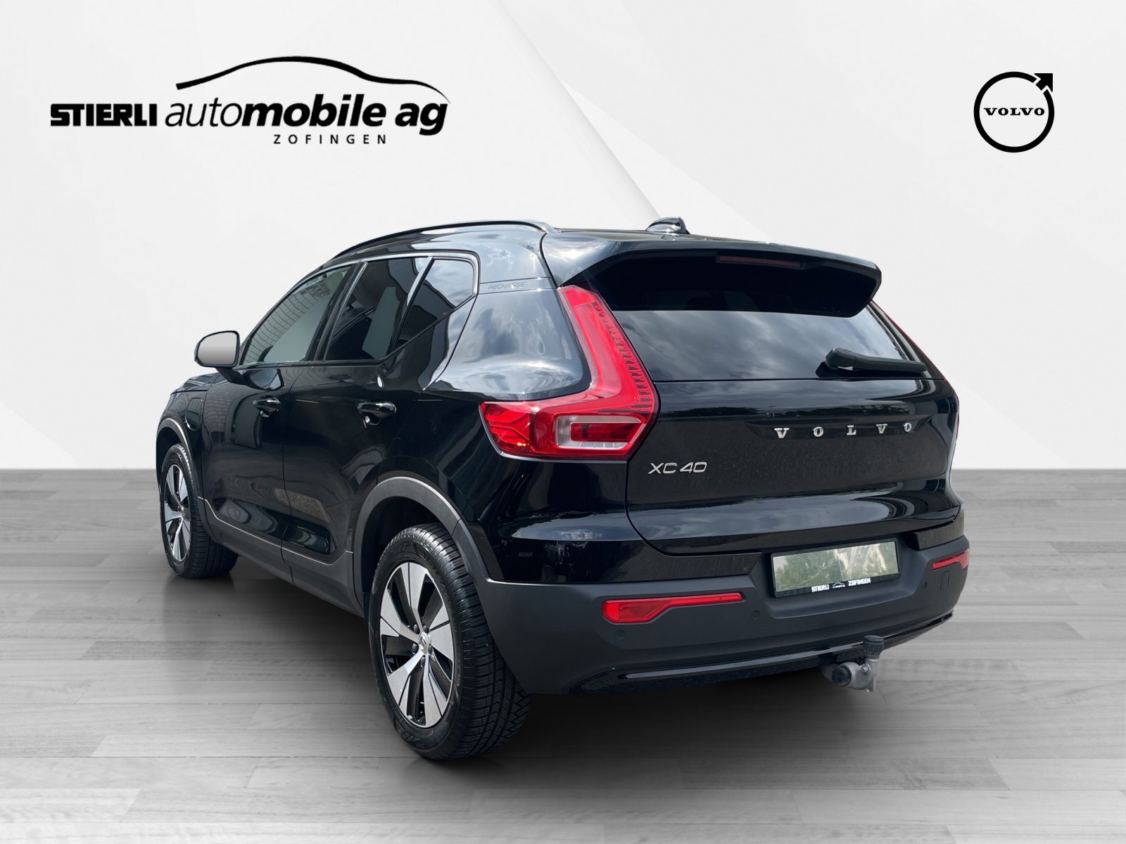 VOLVO XC40 1.5 T5 PiH Plus Dark-image-6