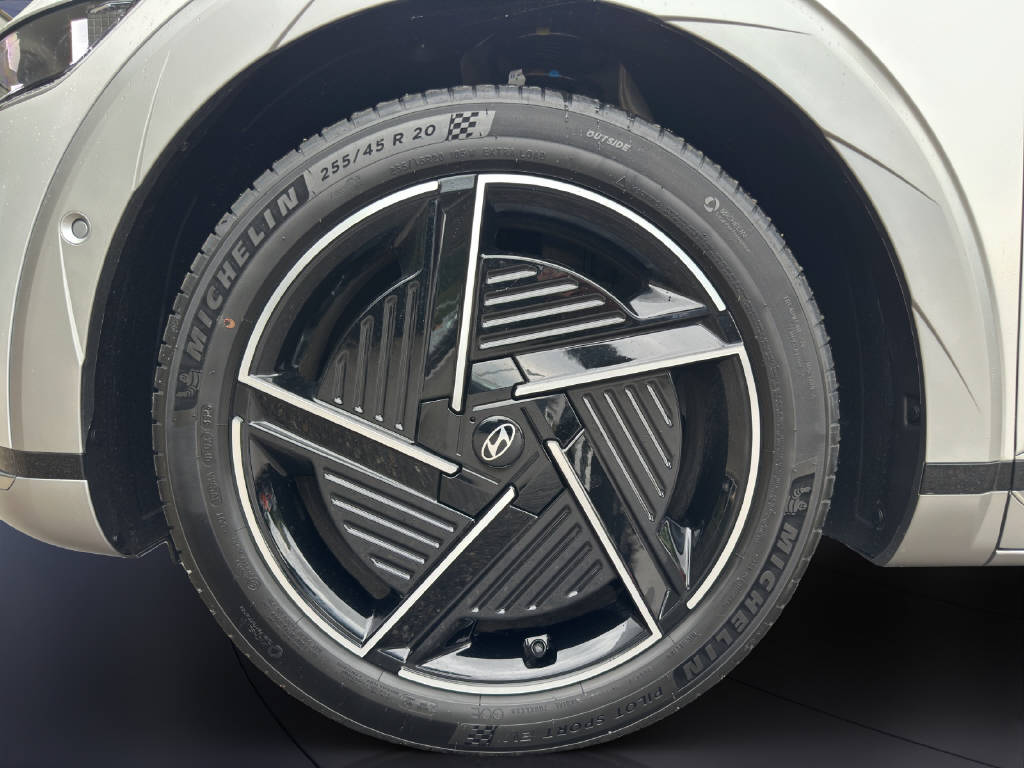 HYUNDAI IONIQ 5 Vertex 84 KWH 4WD-image-8