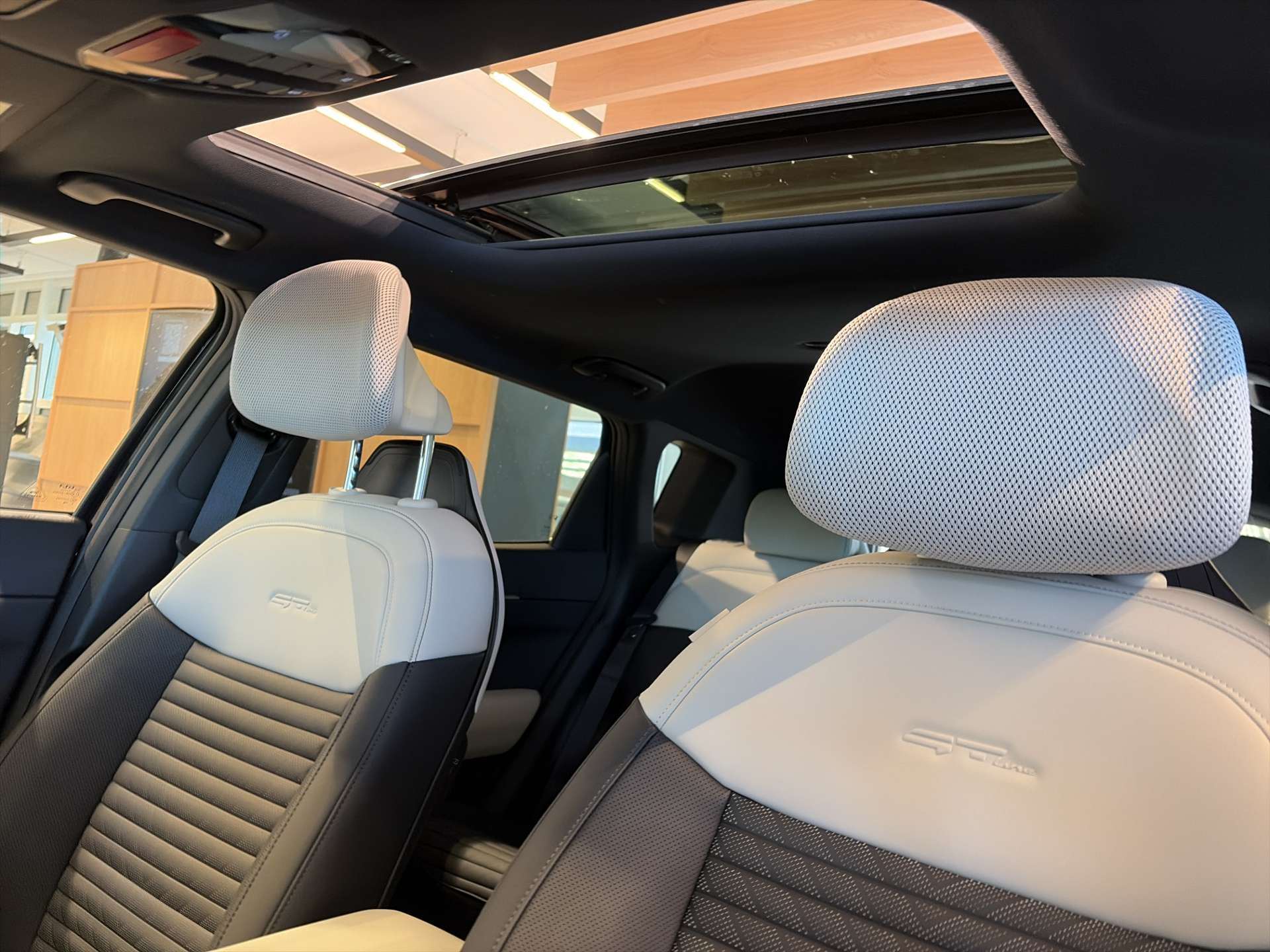 KIA EV4 81,4 kWh GT-Line Automat 204PS-image-14
