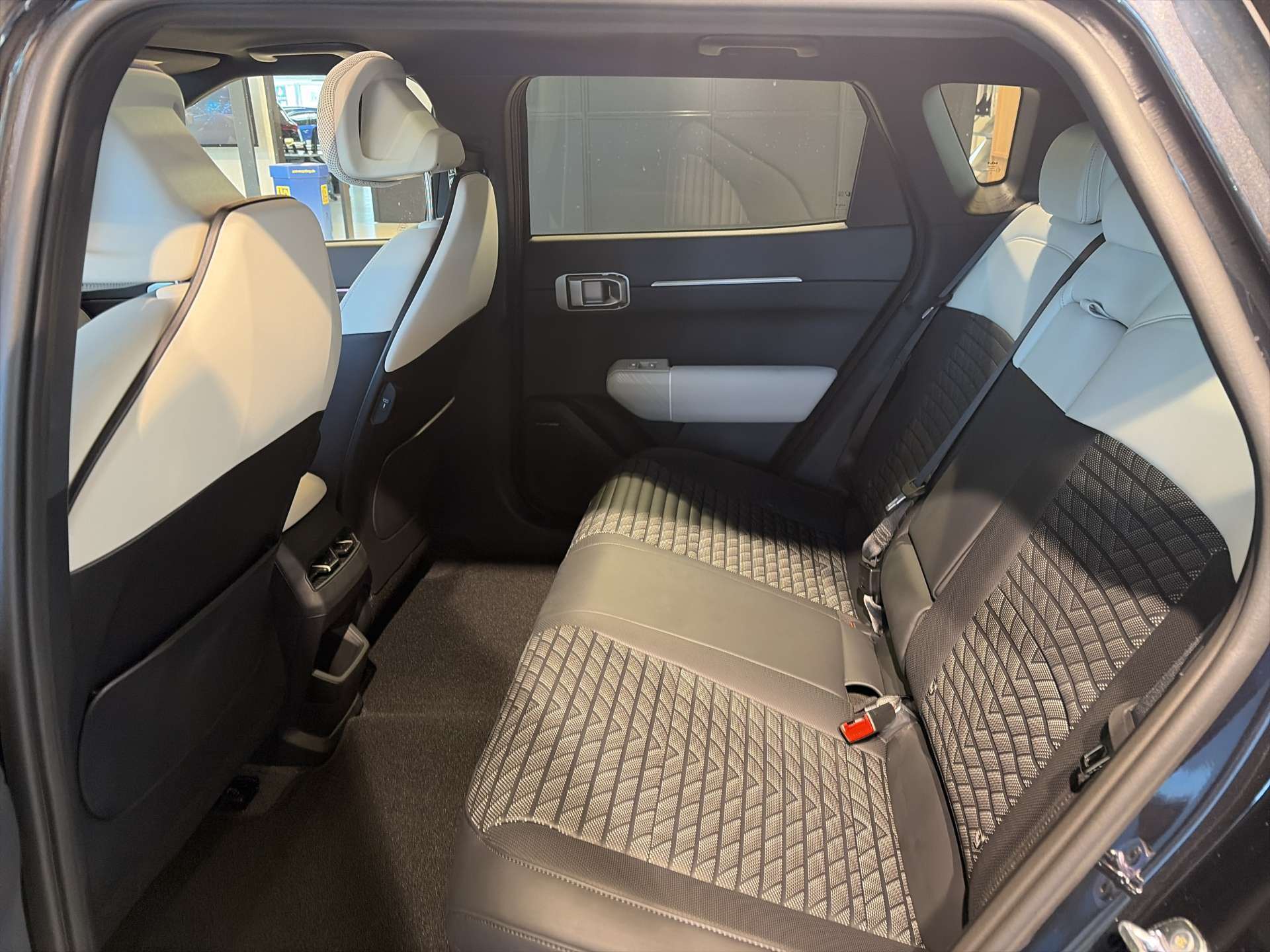 KIA EV4 81,4 kWh GT-Line Automat 204PS-image-6