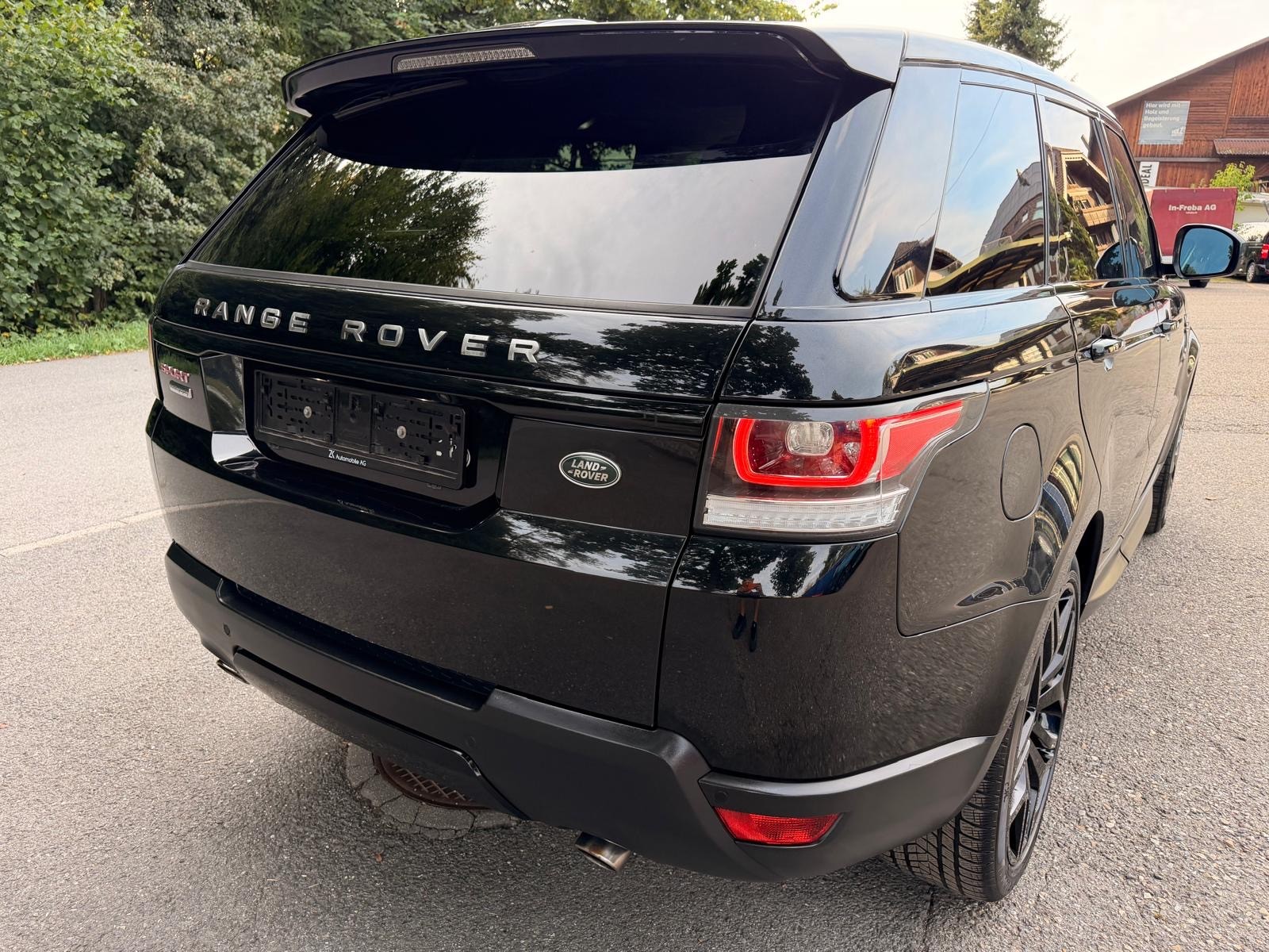 LAND ROVER Range Rover Sport 4.4 SDV8 Autobiography Dynamic A-image-3