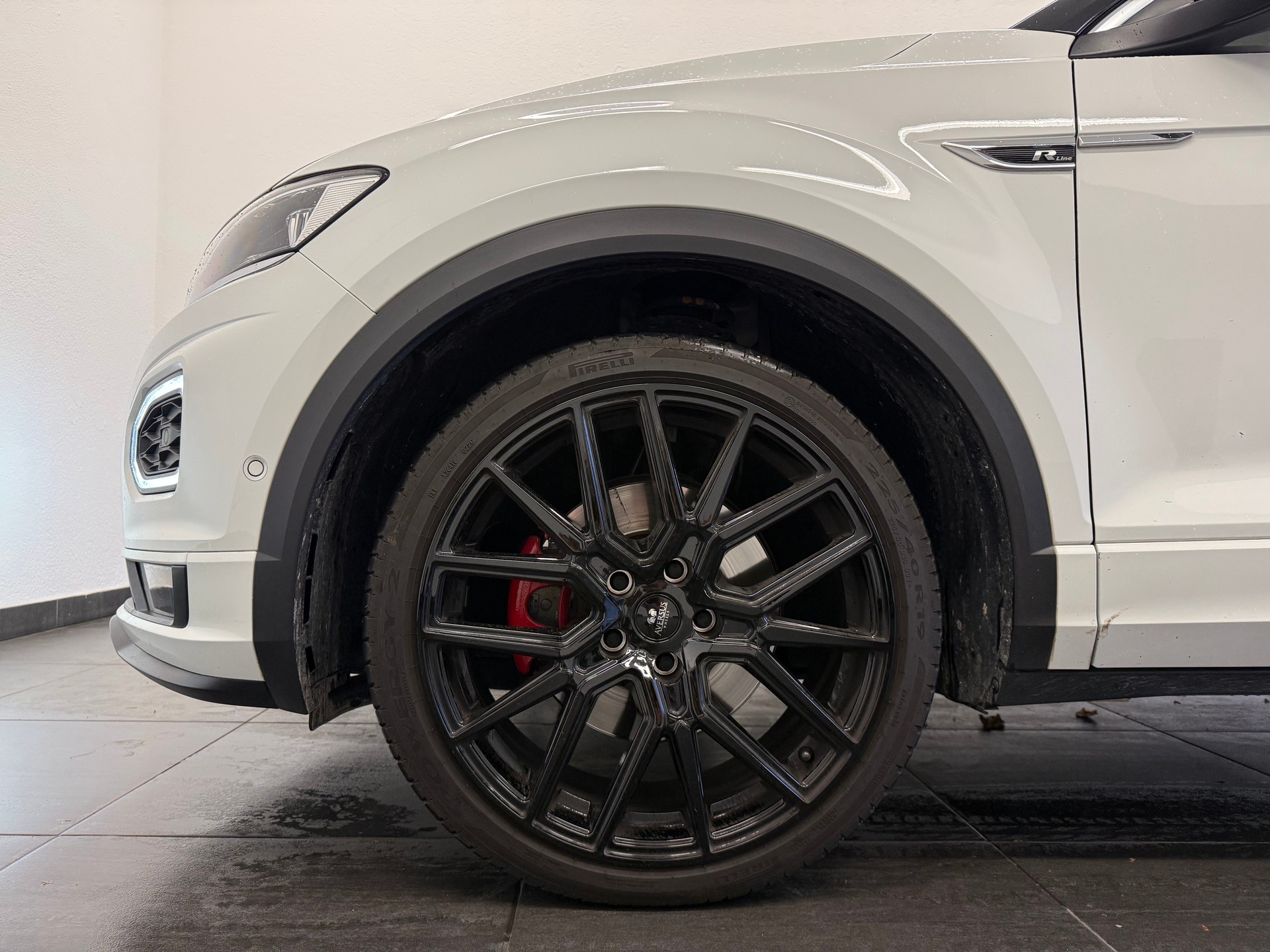 VW T-Roc 2.0 TSI Sport DSG 4Motion-image-5