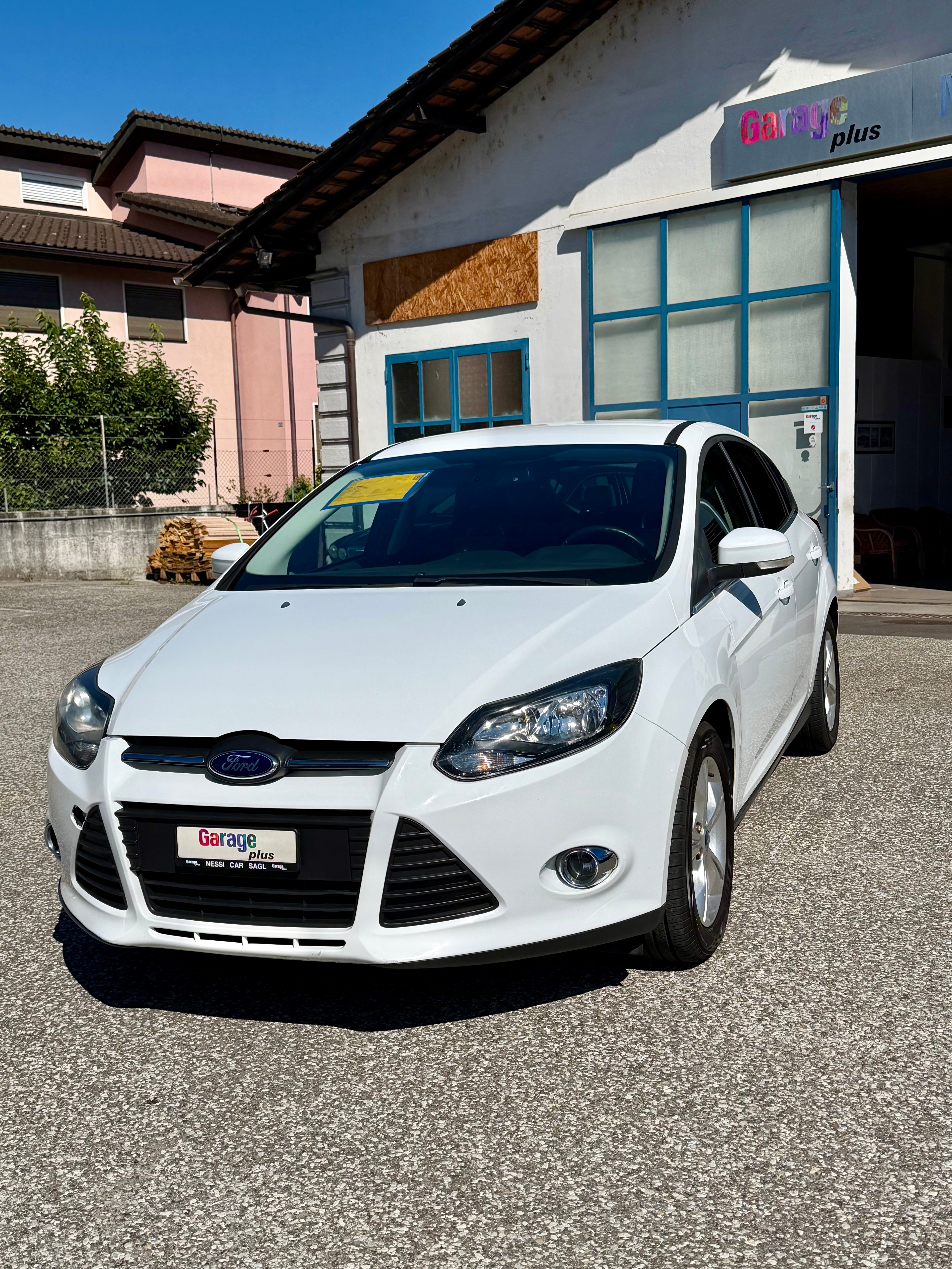 Car photo