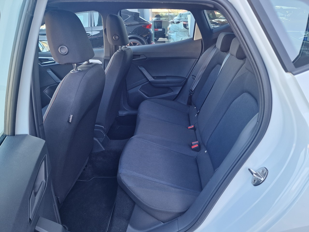 SEAT Ibiza 1.5 EcoTSI FR DSG-image-11