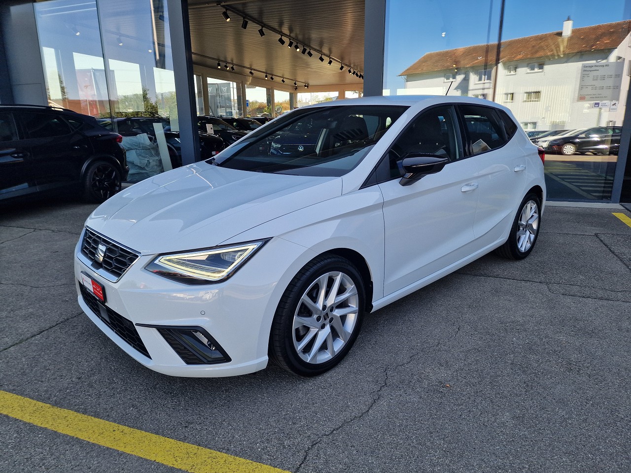 SEAT Ibiza 1.5 EcoTSI FR DSG-image-1
