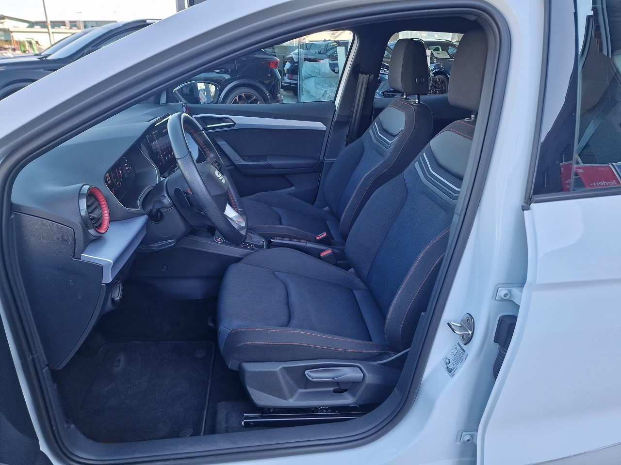 SEAT Ibiza 1.5 EcoTSI FR DSG-image-9