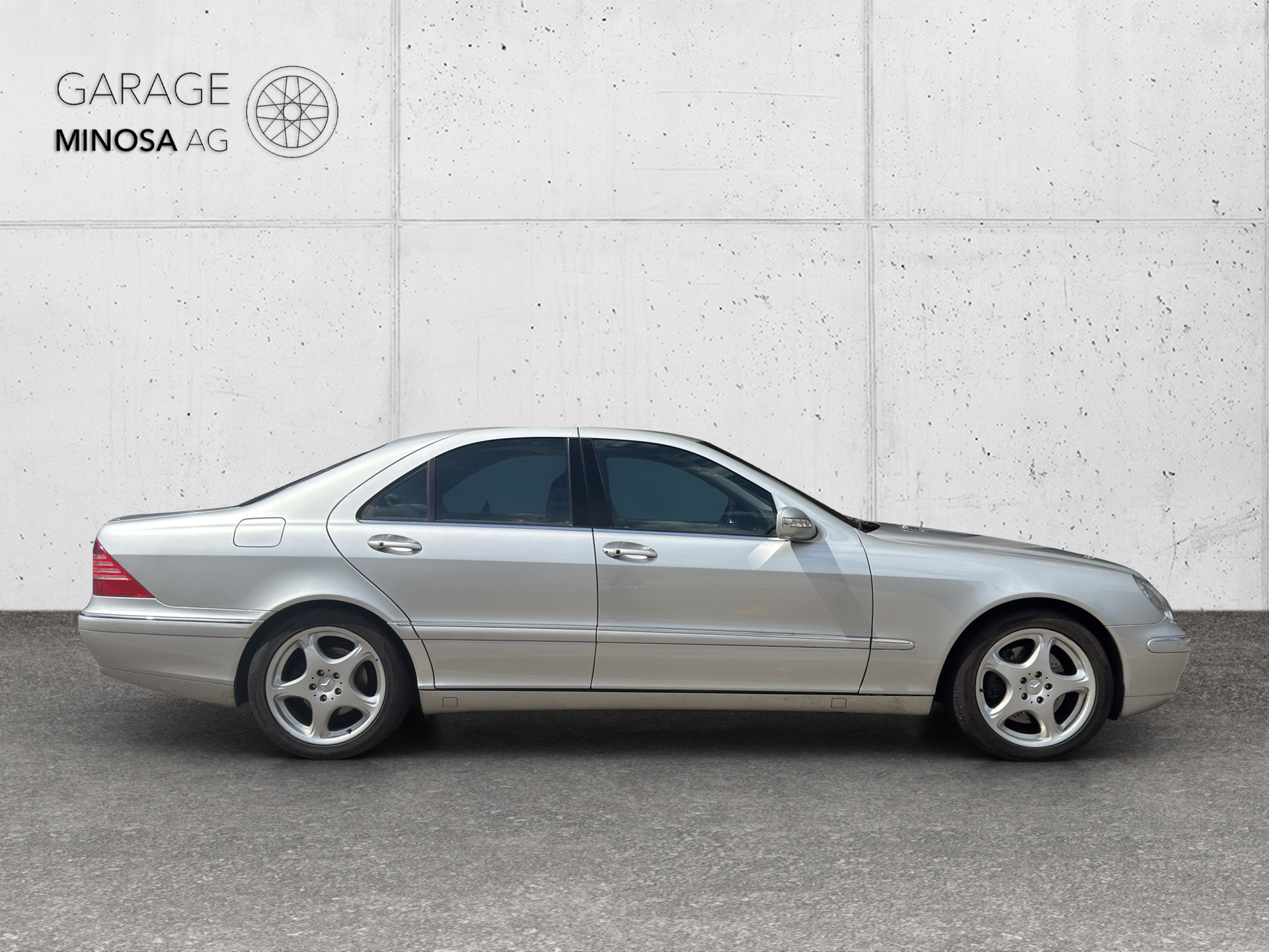 MERCEDES-BENZ S 500 4Matic-image-4