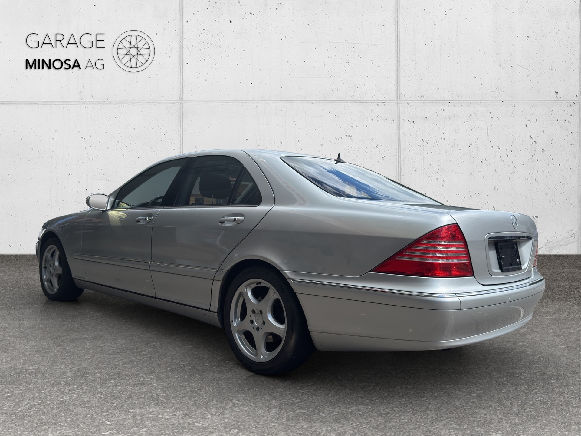 MERCEDES-BENZ S 500 4Matic-image-2